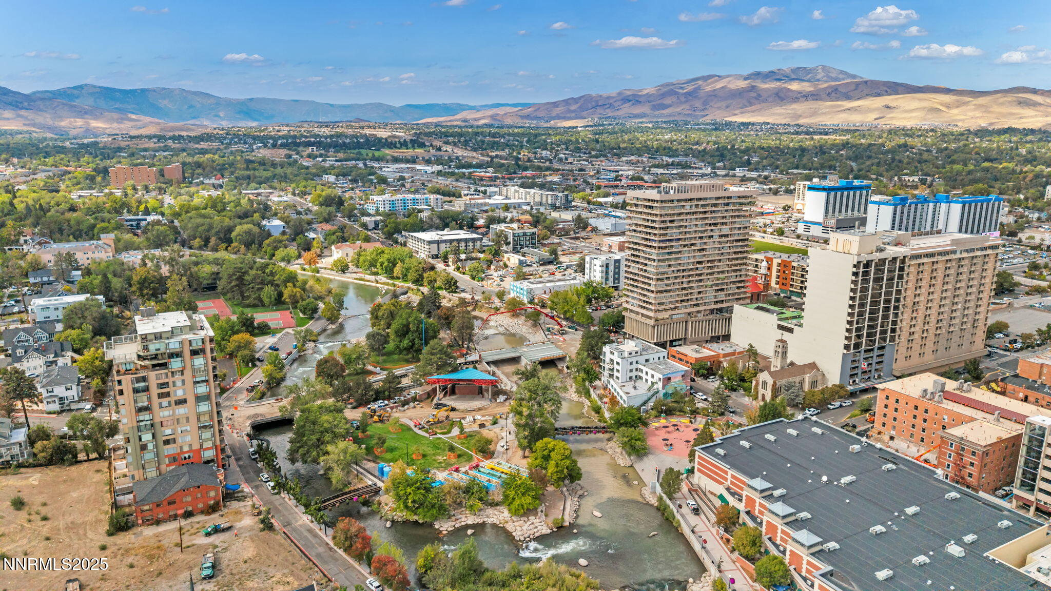 18-web-or-mls-100-n-arlington-ave-22-c