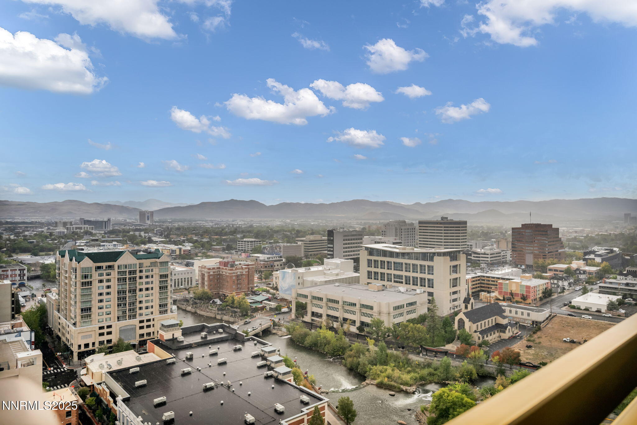 7-web-or-mls-100-n-arlington-ave-22-c