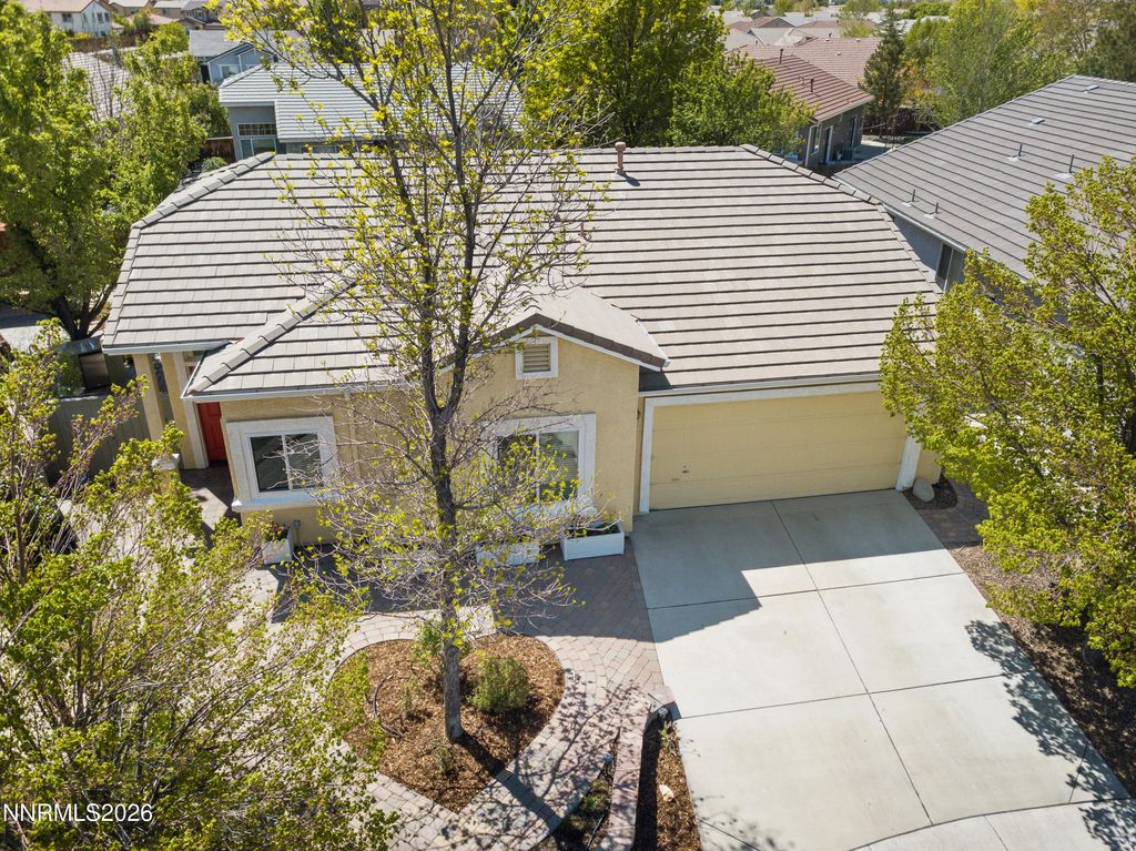 Photo of 9585 Navigator Drive, Reno, NV 89521 (MLS # 260005341)