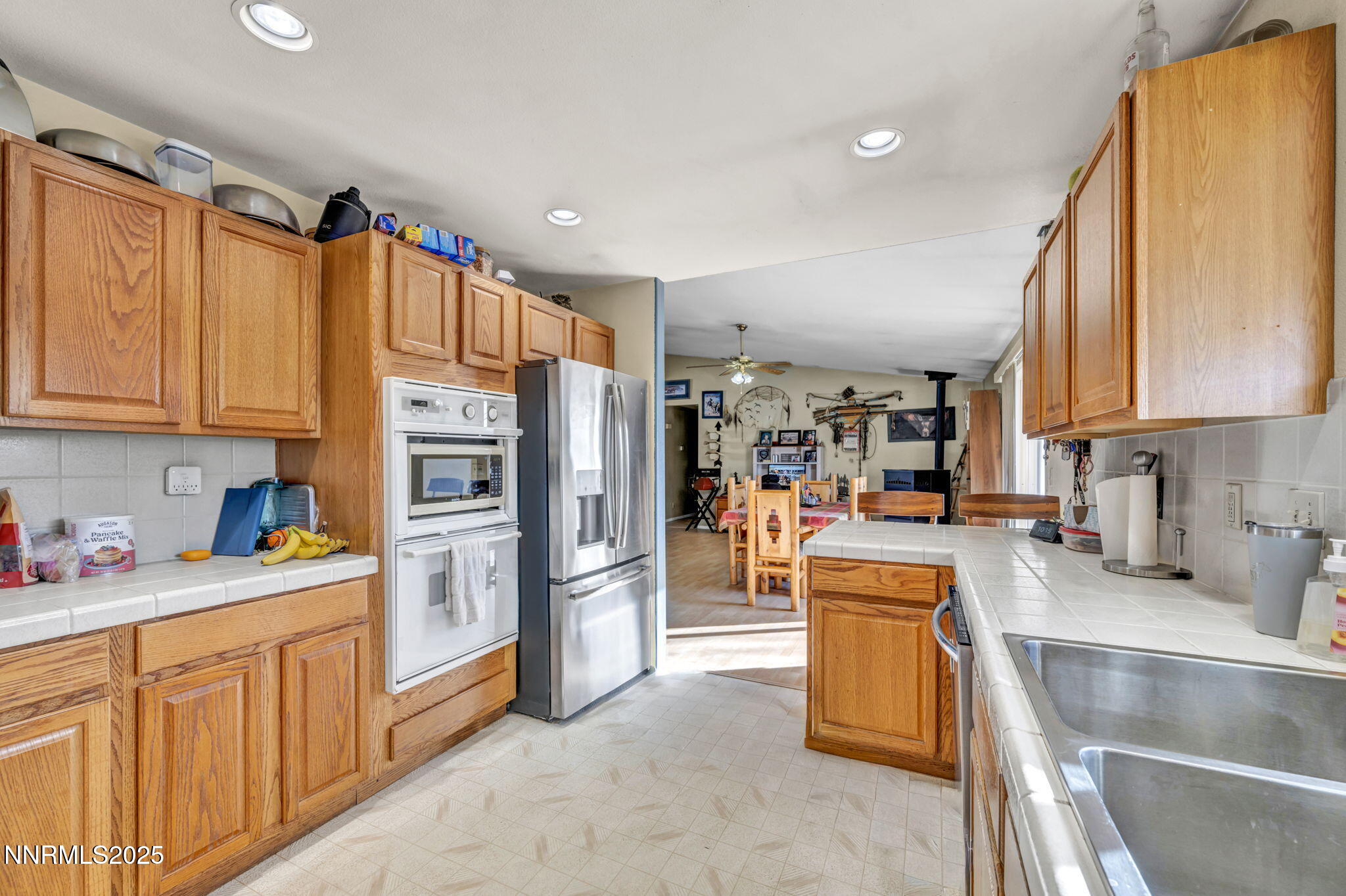 72-web-or-mls-1347-antelope-valley-rd