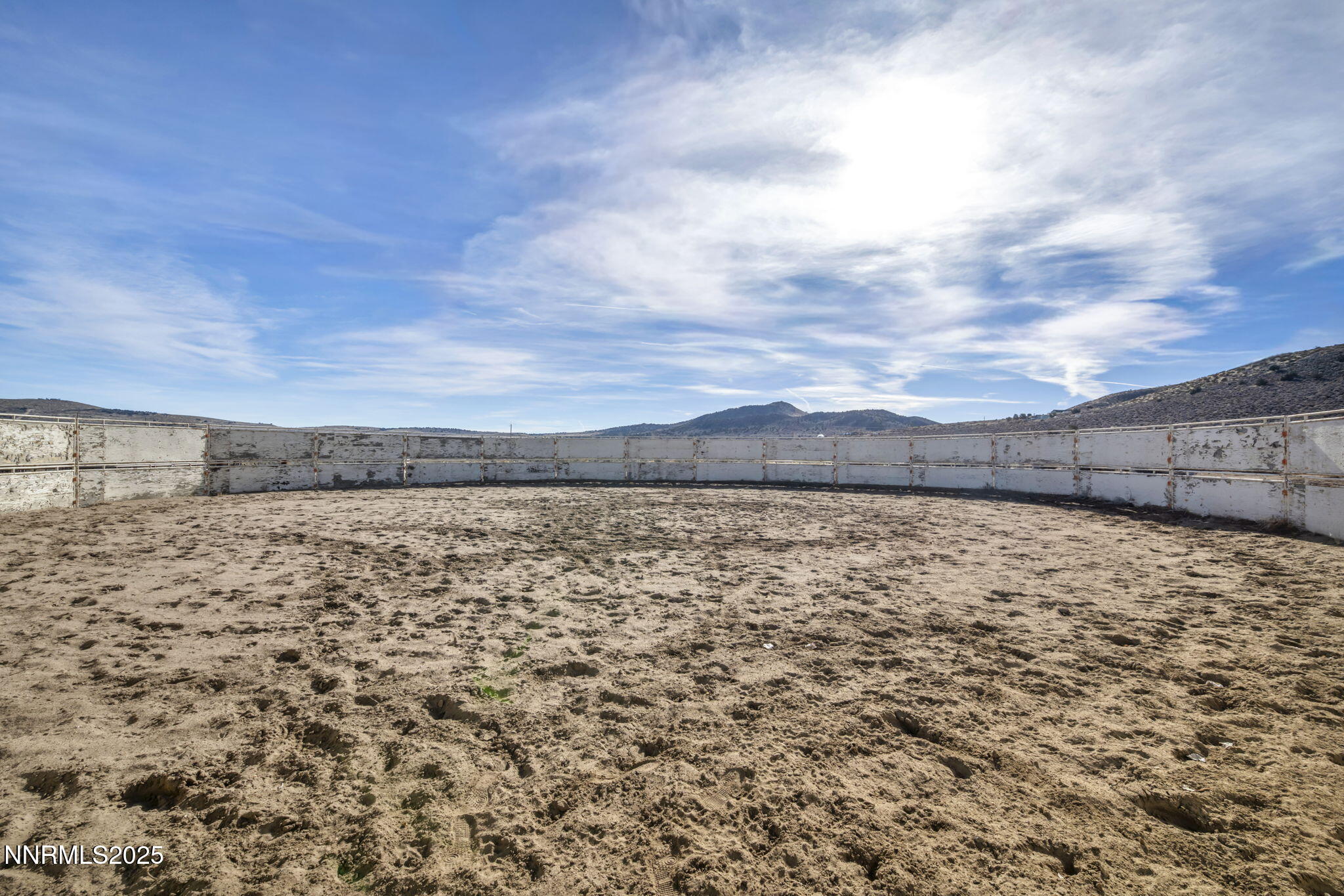 36-web-or-mls-1347-antelope-valley-rd
