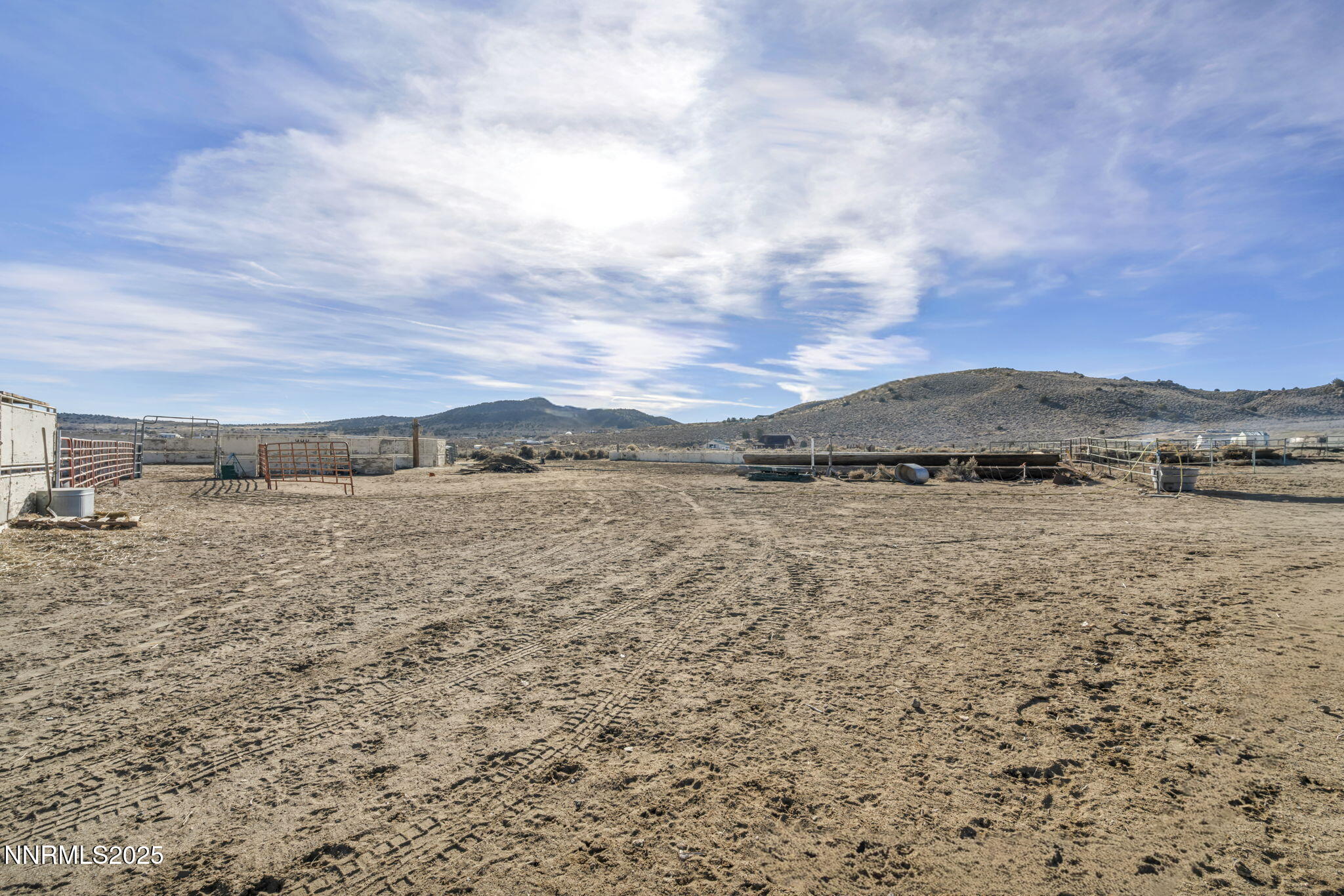 33-web-or-mls-1347-antelope-valley-rd