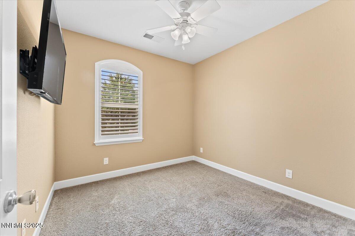 23-1080 S University Park Loop Reno NV 8