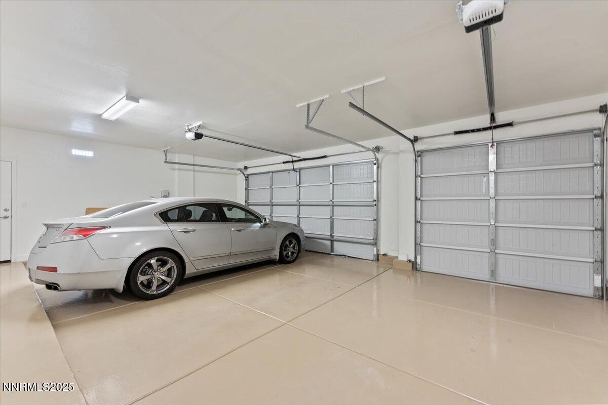 37-1080 S University Park Loop Reno NV 8