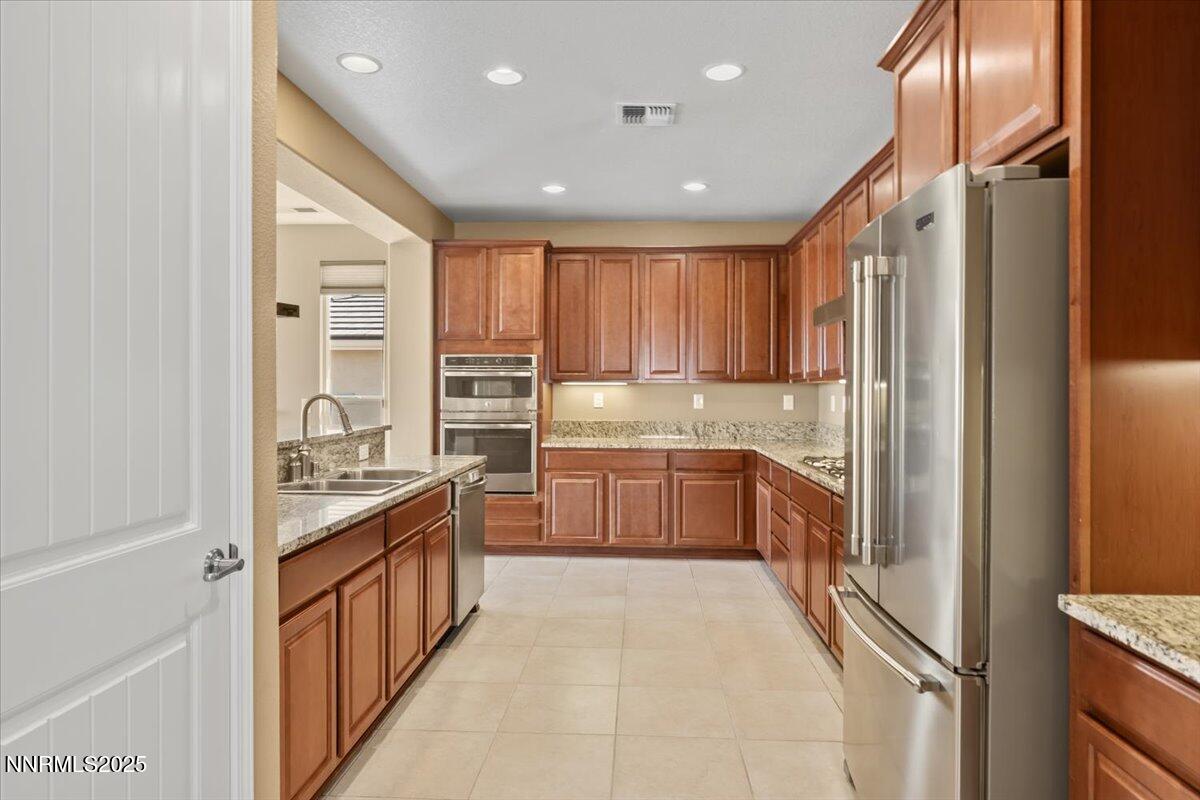 14-1080 S University Park Loop Reno NV 8