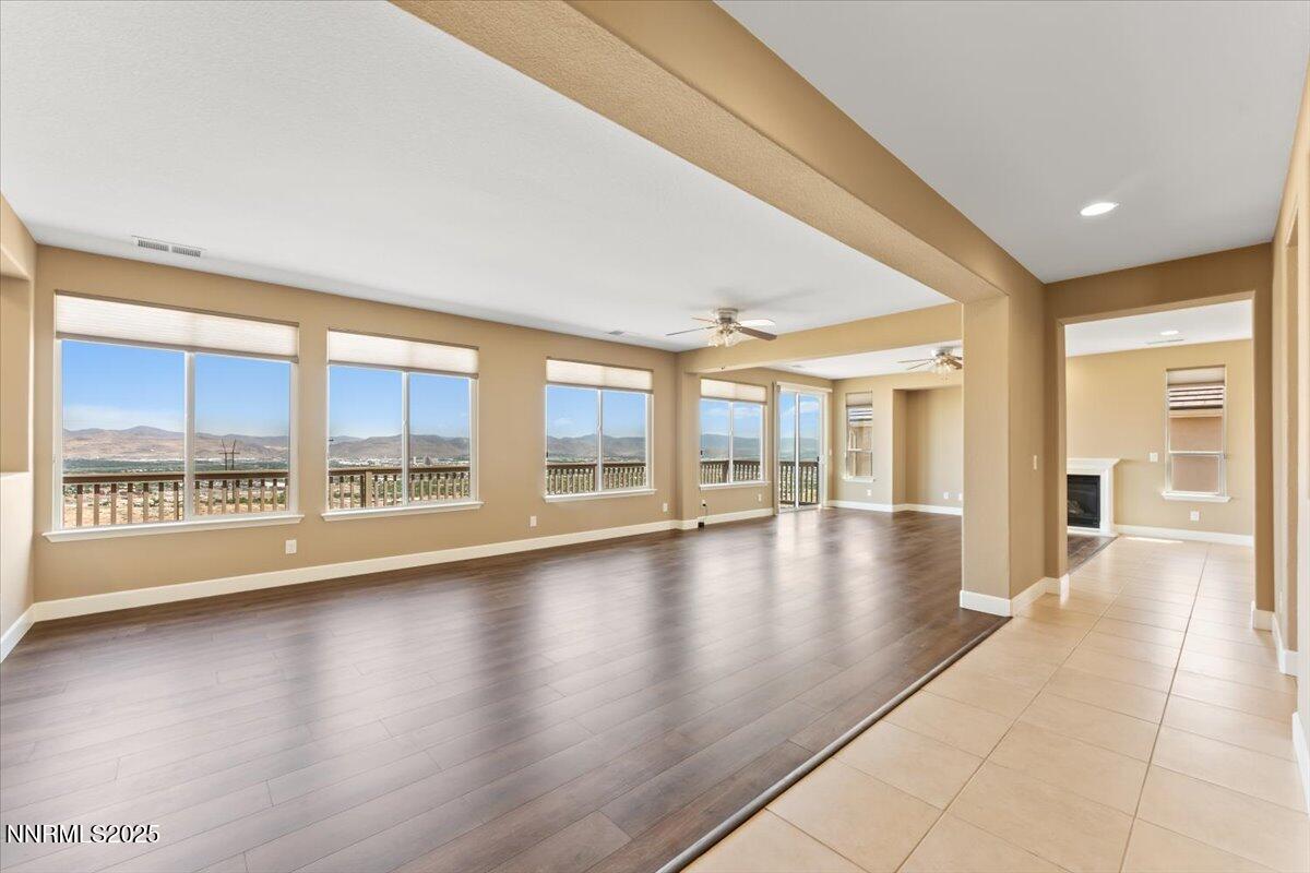 06-1080 S University Park Loop Reno NV 8