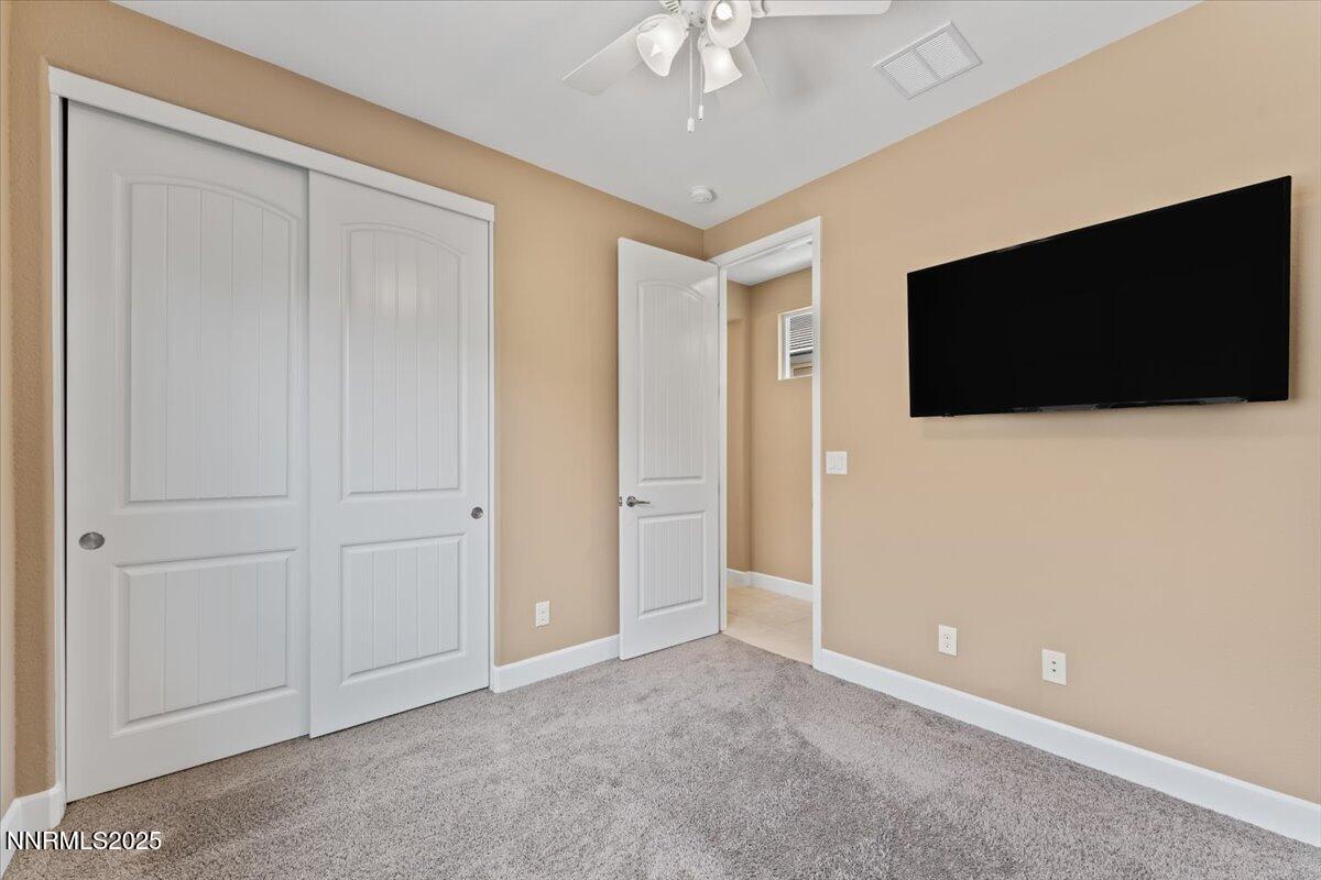 22-1080 S University Park Loop Reno NV 8