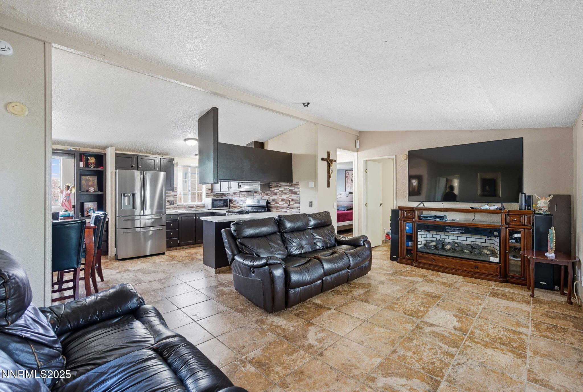 11-web-or-mls-DSC03563 Britney Mendoza