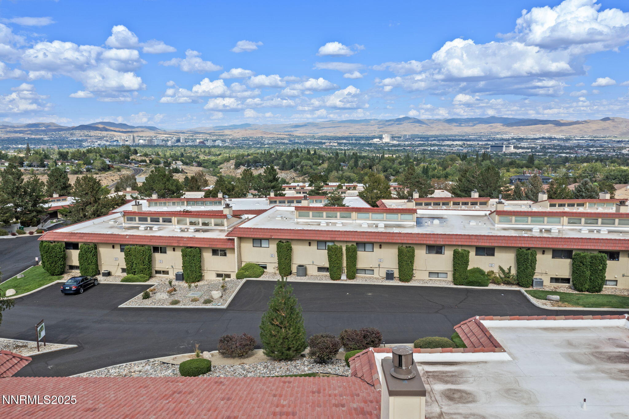 56-web-or-mls-DJI_0492