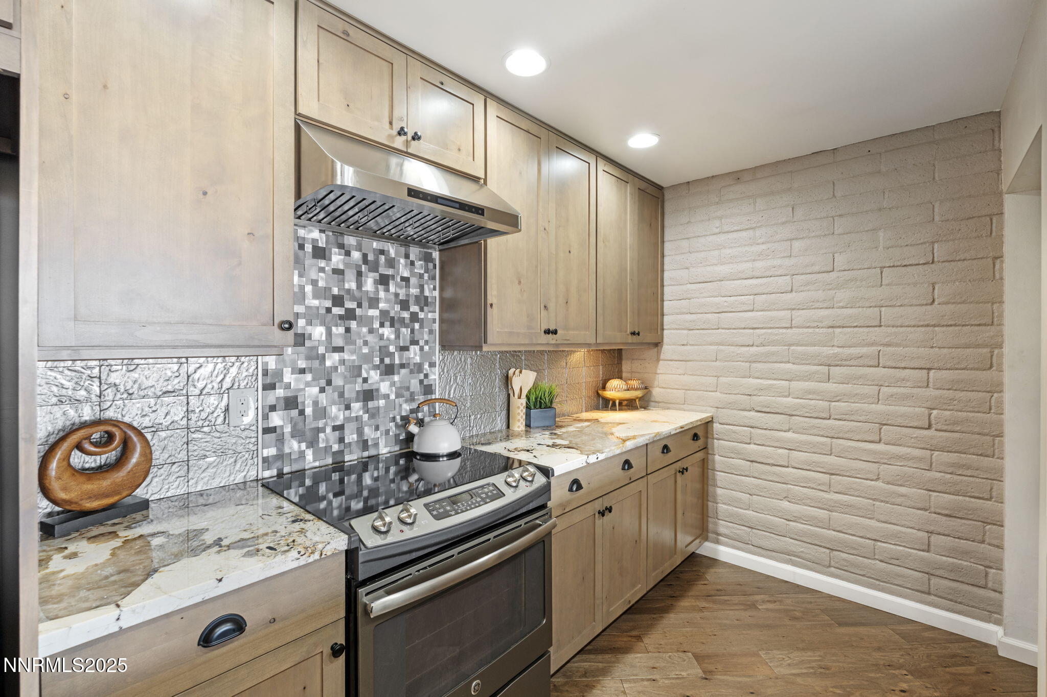 16-web-or-mls-DSC00222