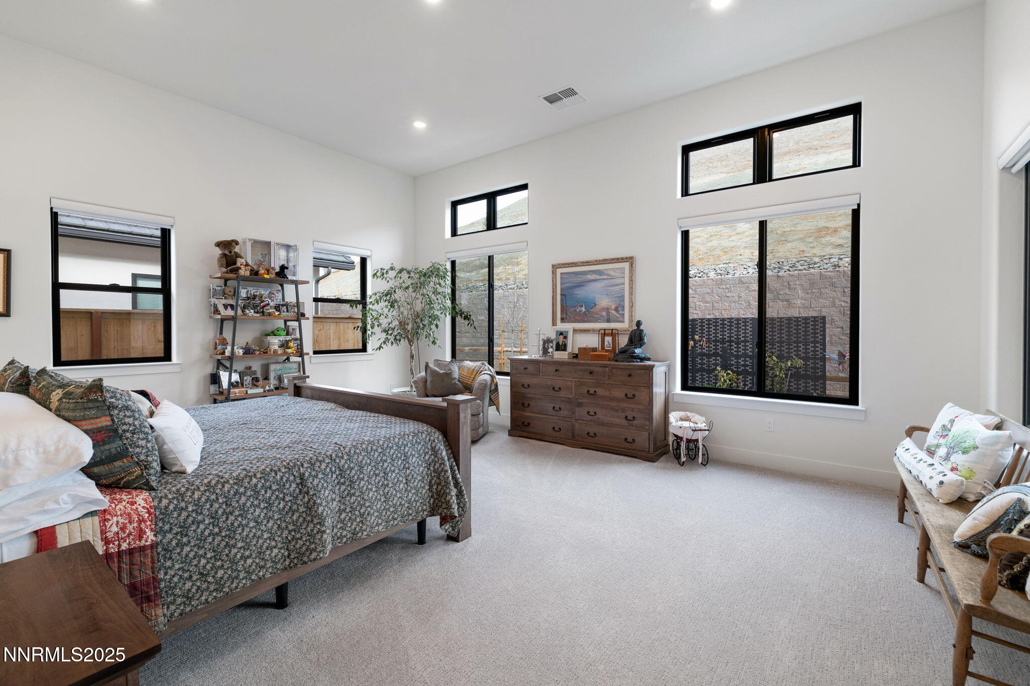 20-web-or-mls-1530 River Hill-22