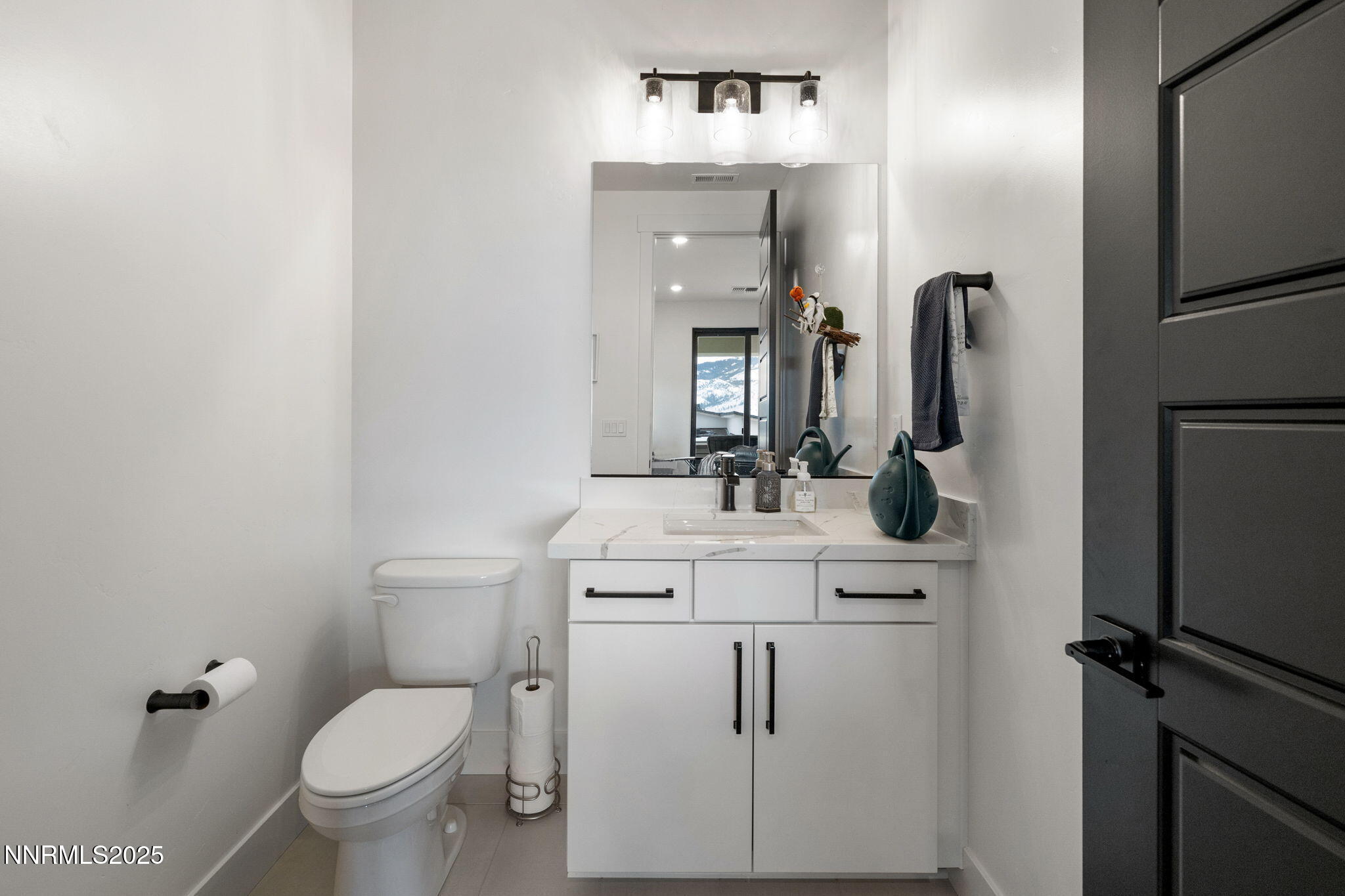 29-web-or-mls-1530 River Hill-31