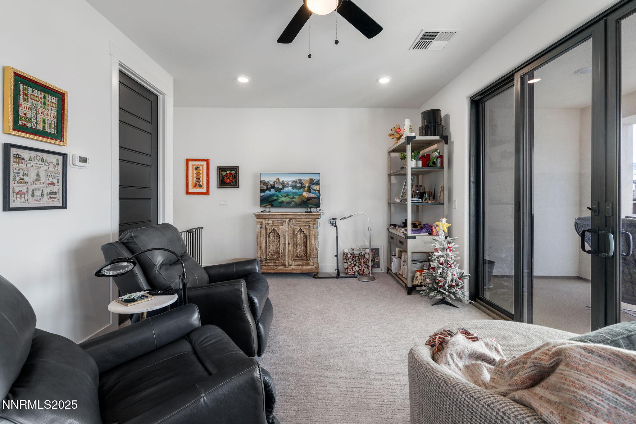 28-web-or-mls-1530 River Hill-30