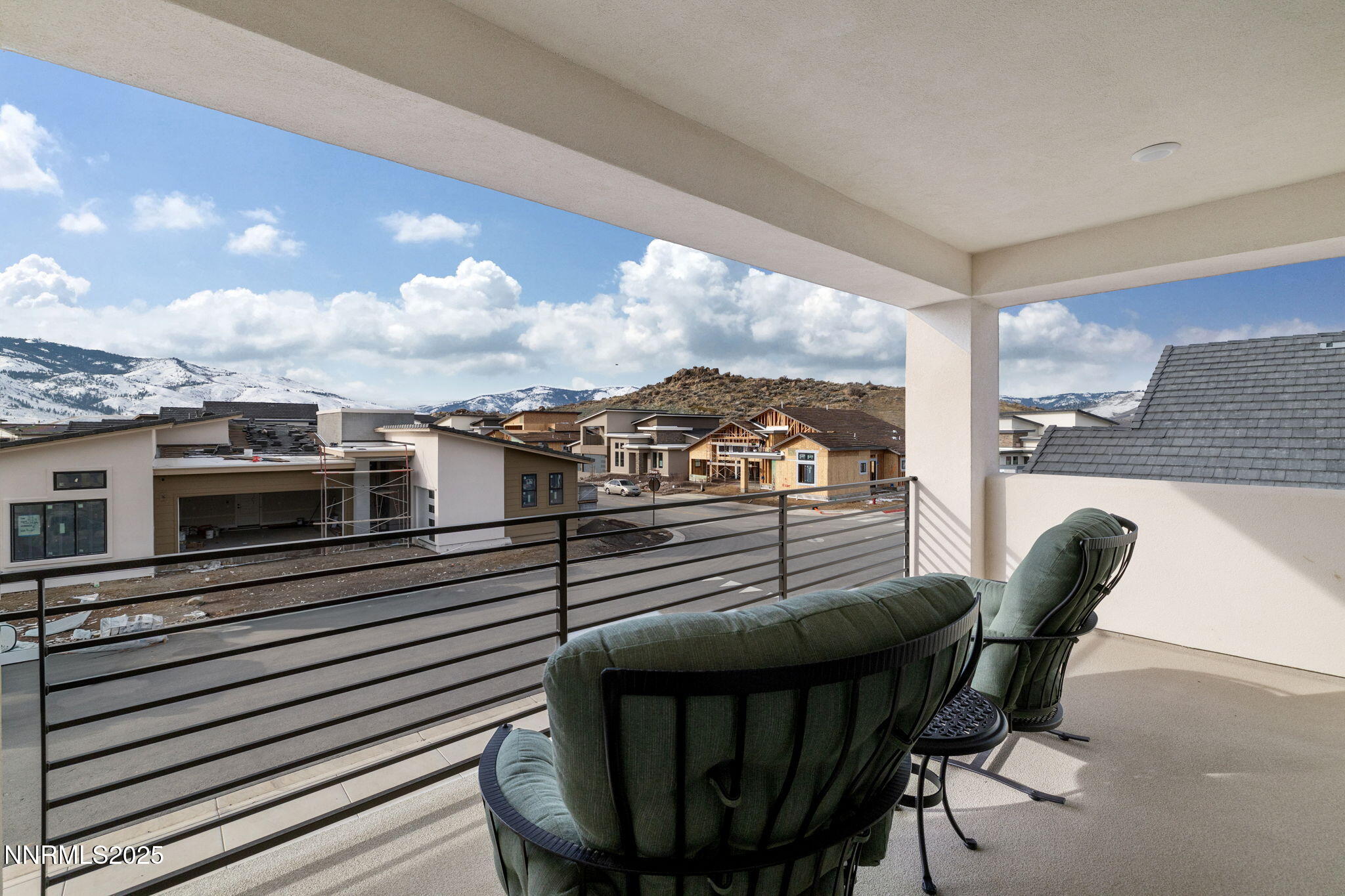 30-web-or-mls-1530 River Hill-32