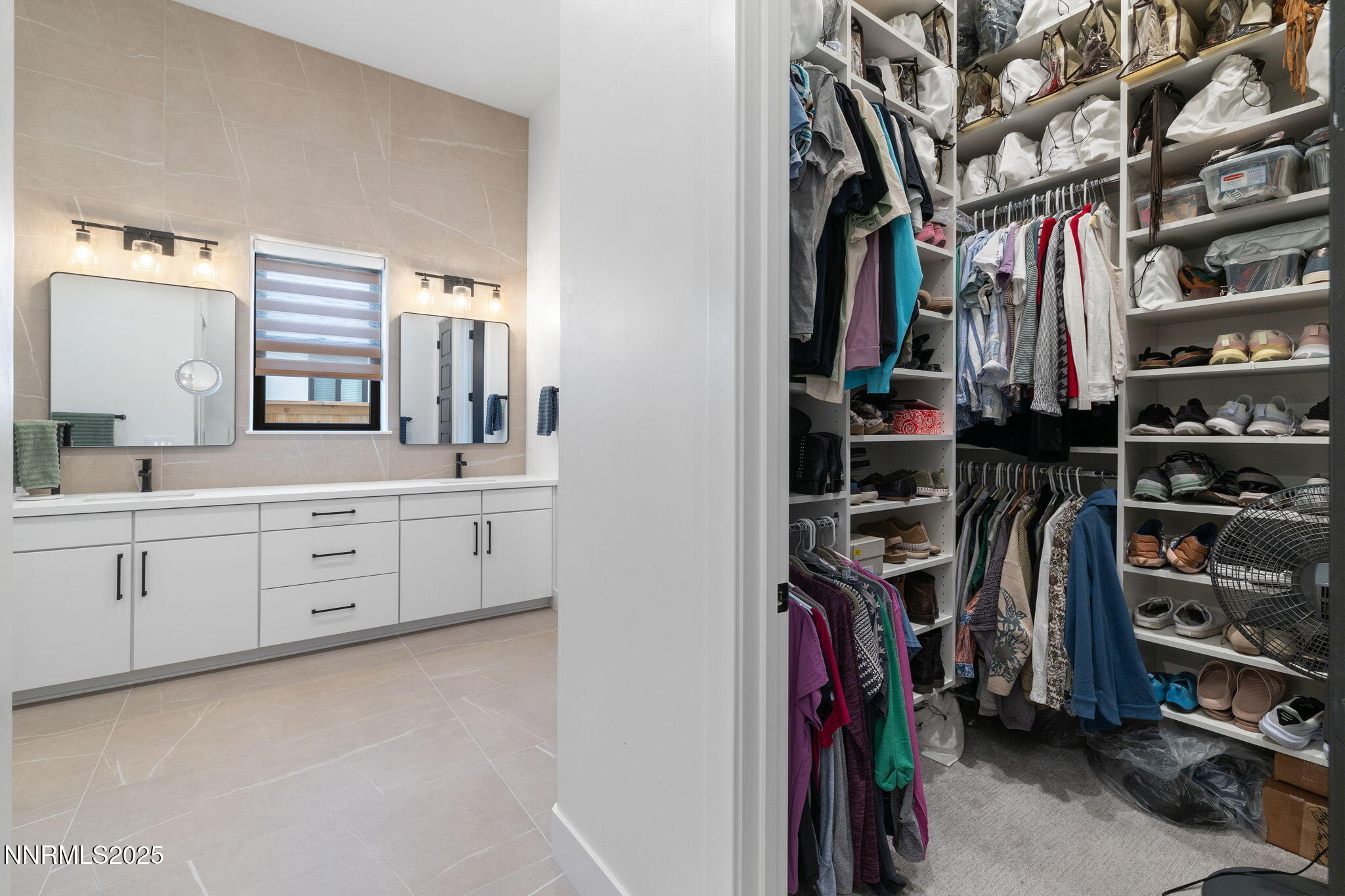 26-web-or-mls-1530 River Hill-28