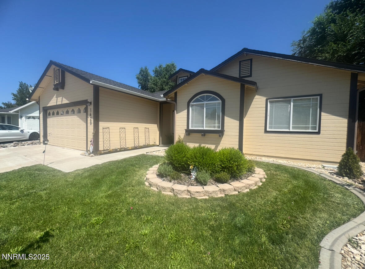 1429 Cheddington Circle