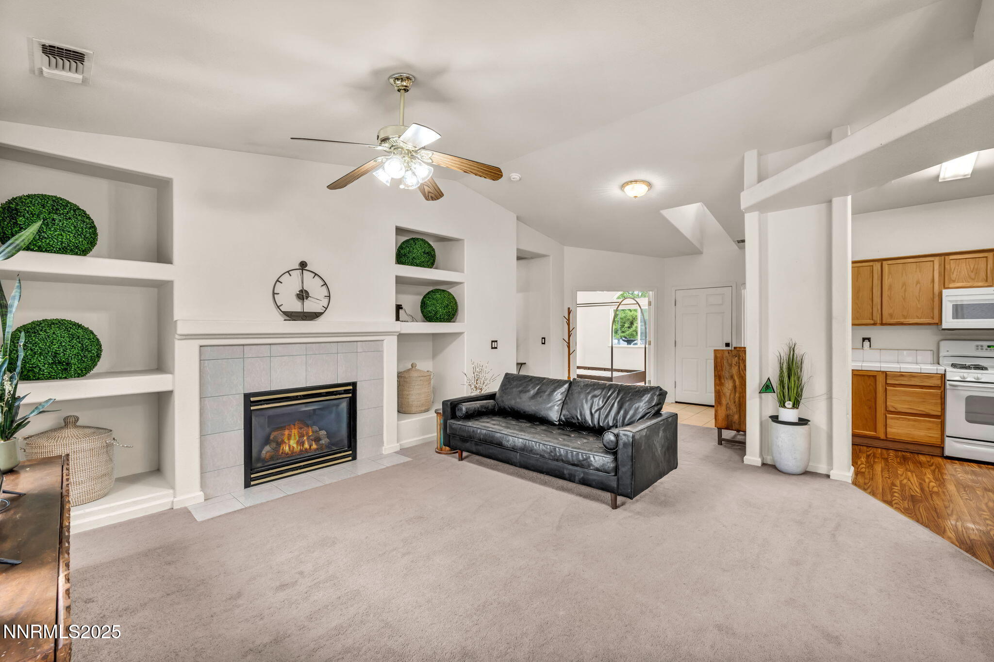 52-web-or-mls-1429-cheddington-cir