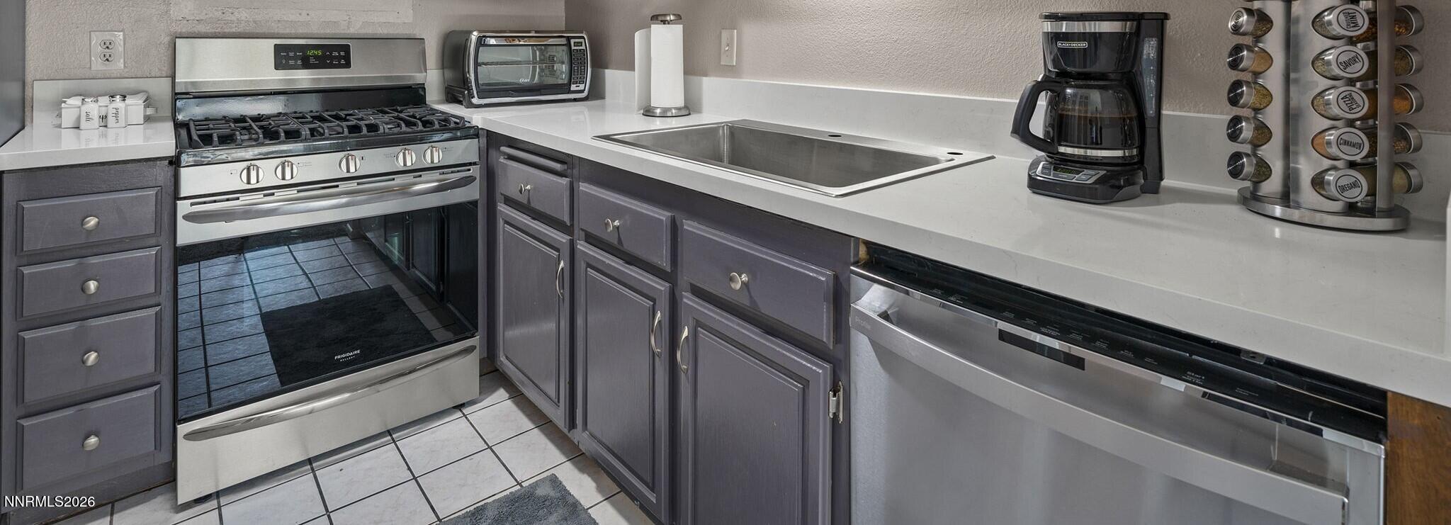 2495 Sycamore Glen Drive #5
