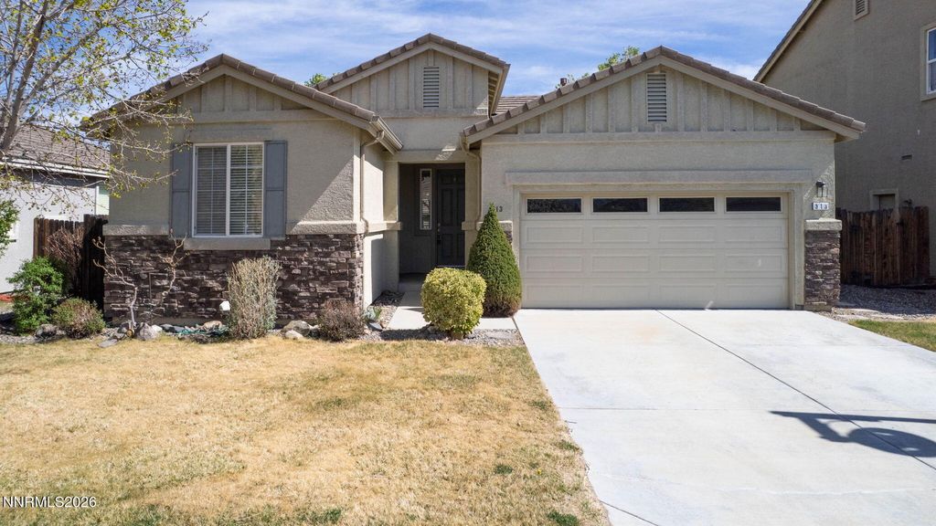 Photo of 913 Lakeview Drive, Dayton, NV 89403 (MLS # 260004395)