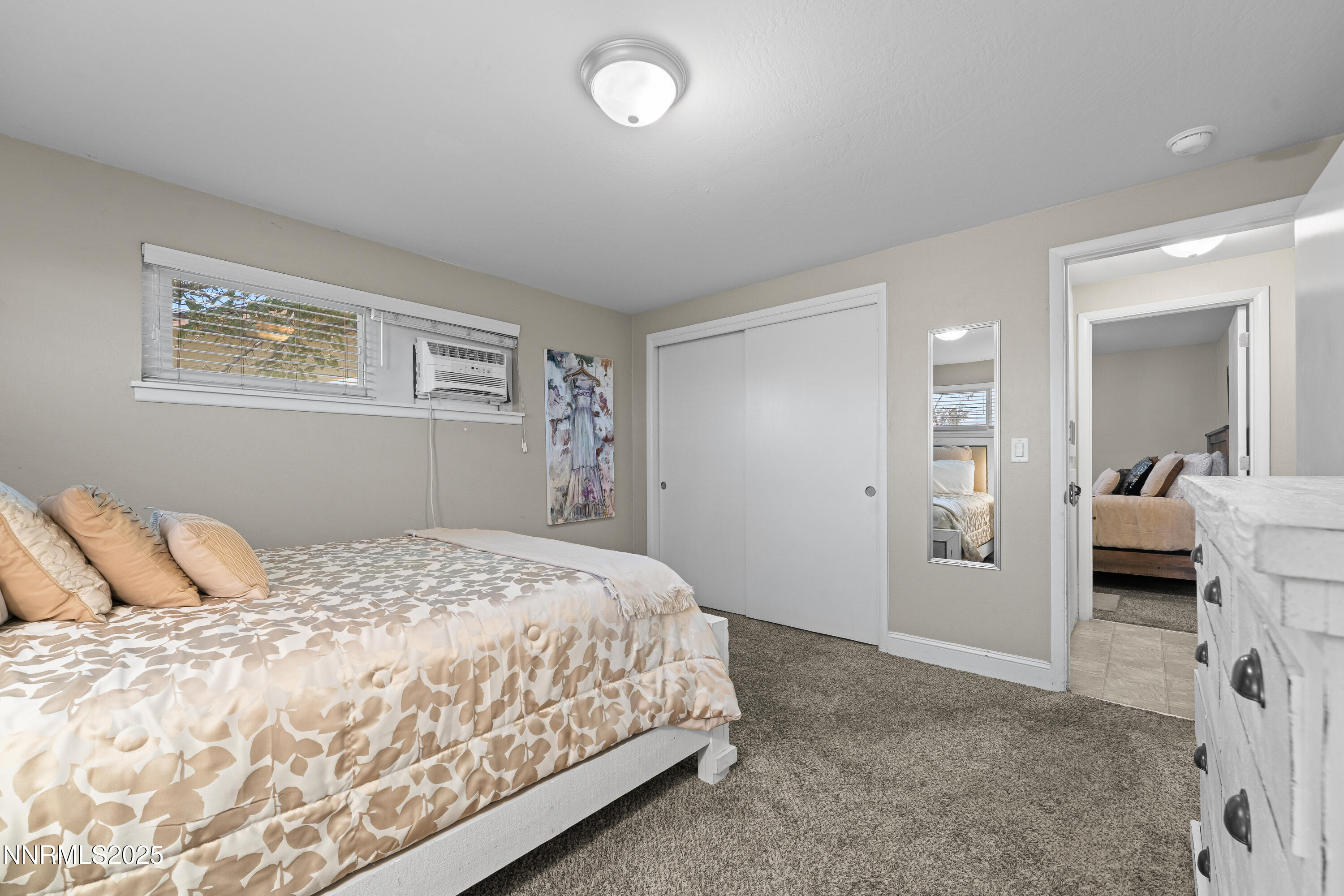 27-2070 W 7th Street Reno NV 89503 (27 o