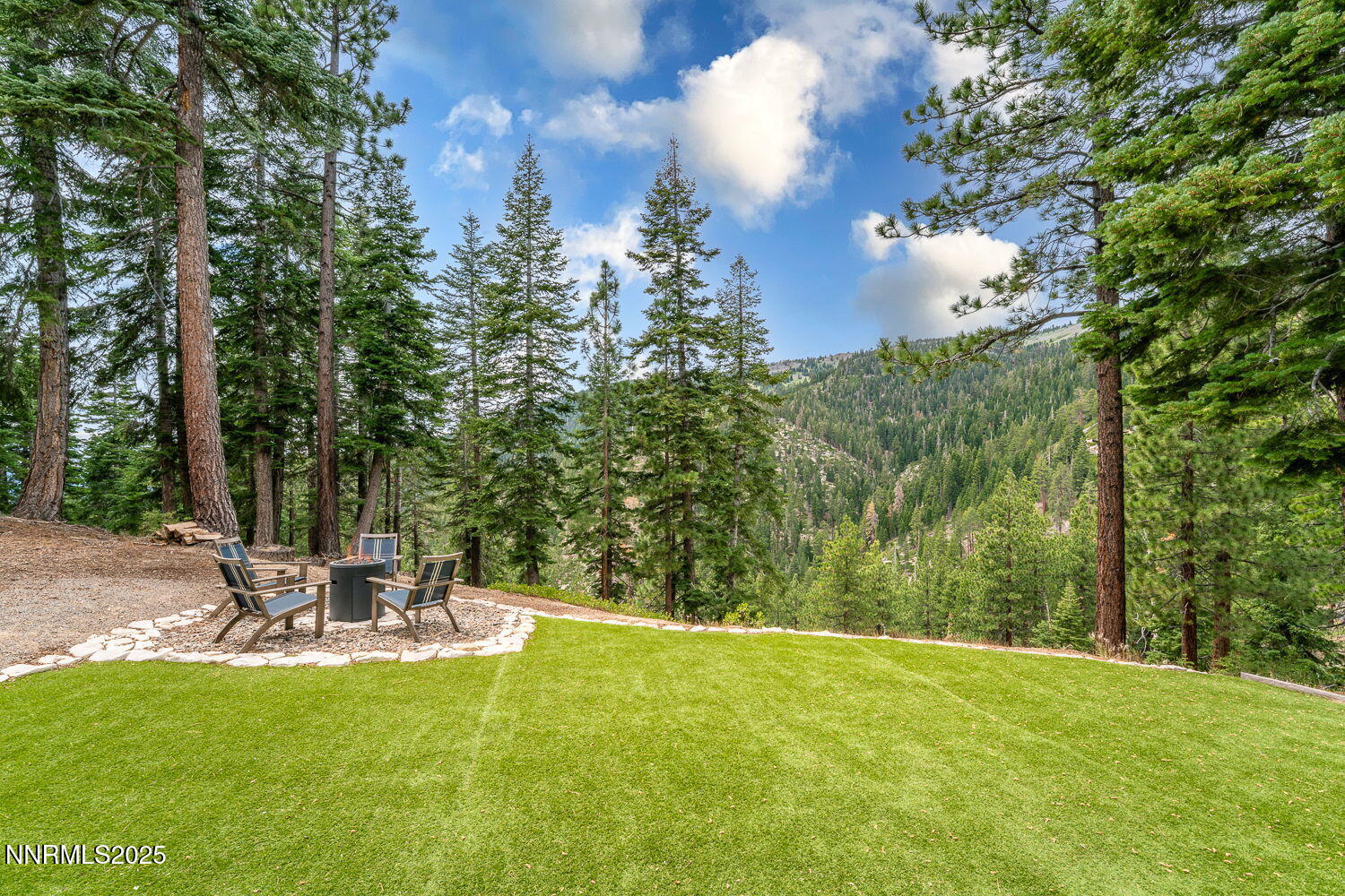 1-web-or-mls-Backyard Views Final-3