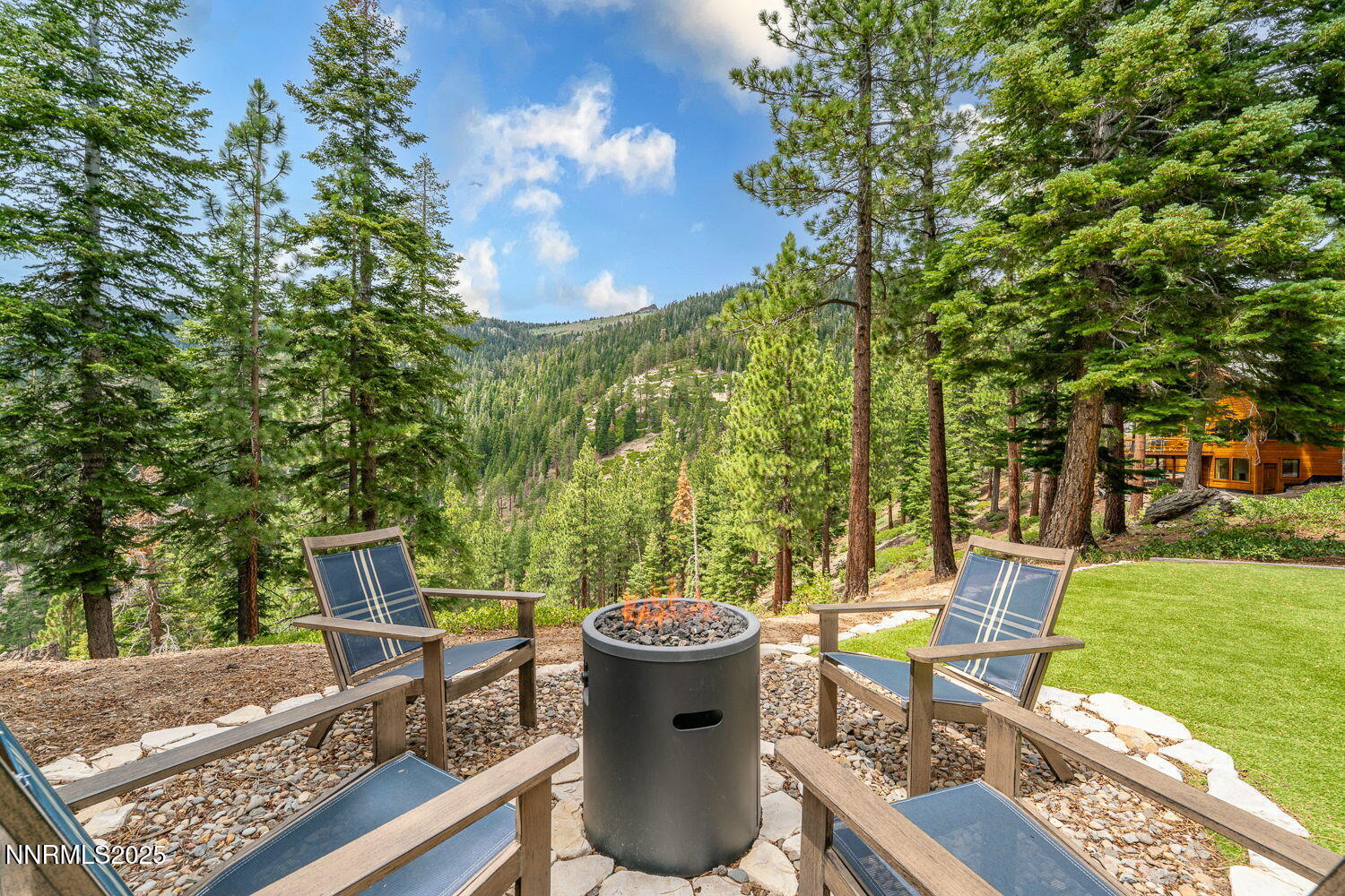 1-web-or-mls-Backyard Views Final-4