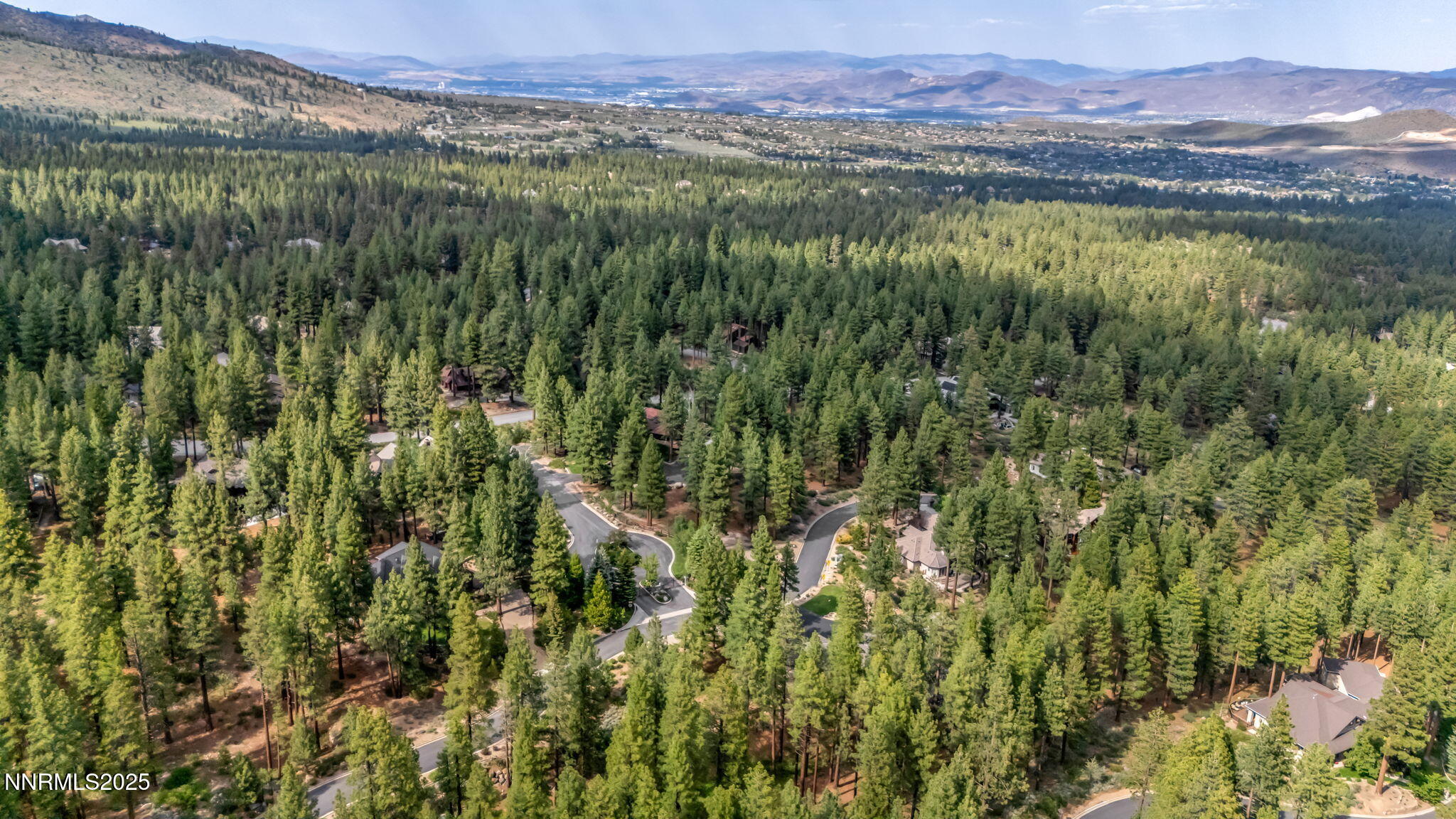 14-web-or-mls-307-e-jeffrey-pine-rd