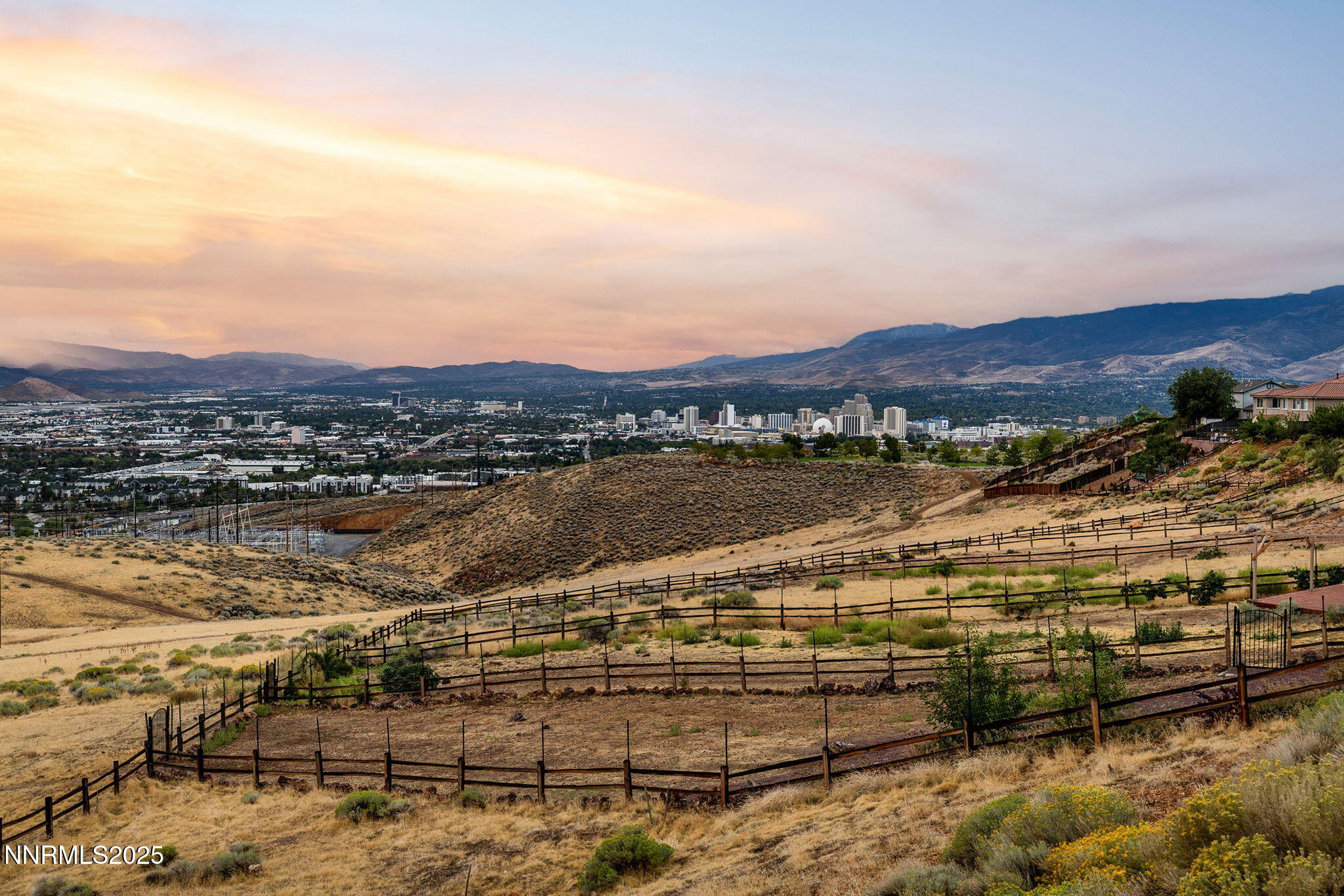 66-web-or-mls-1120 University Park-52