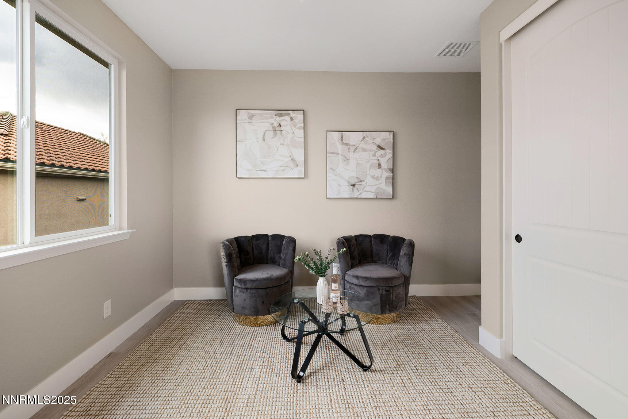 31-web-or-mls-1120 University Park-28