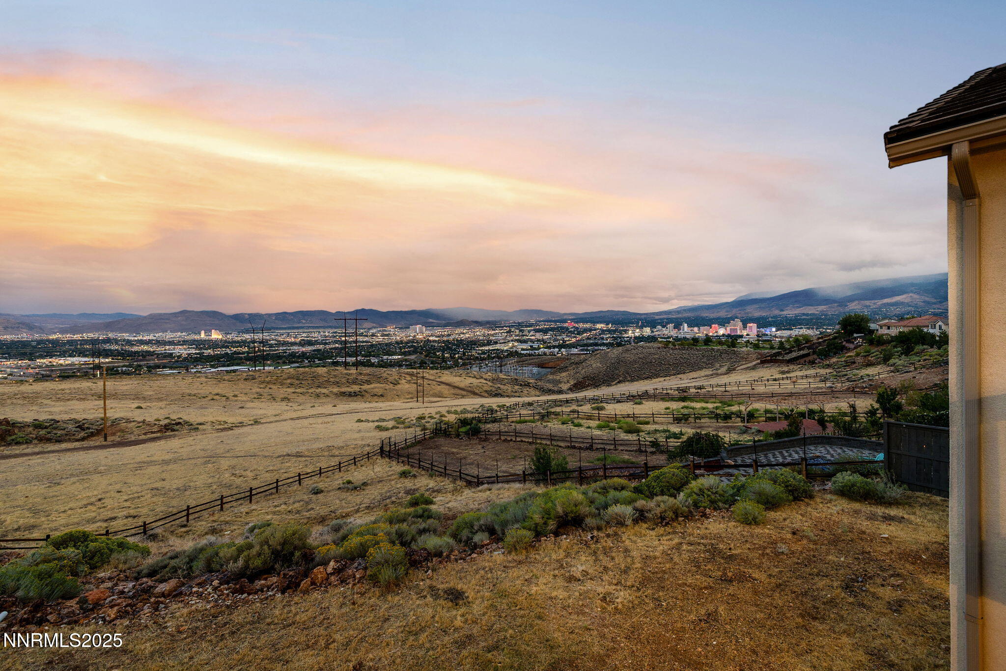 56-web-or-mls-1120 University Park-59