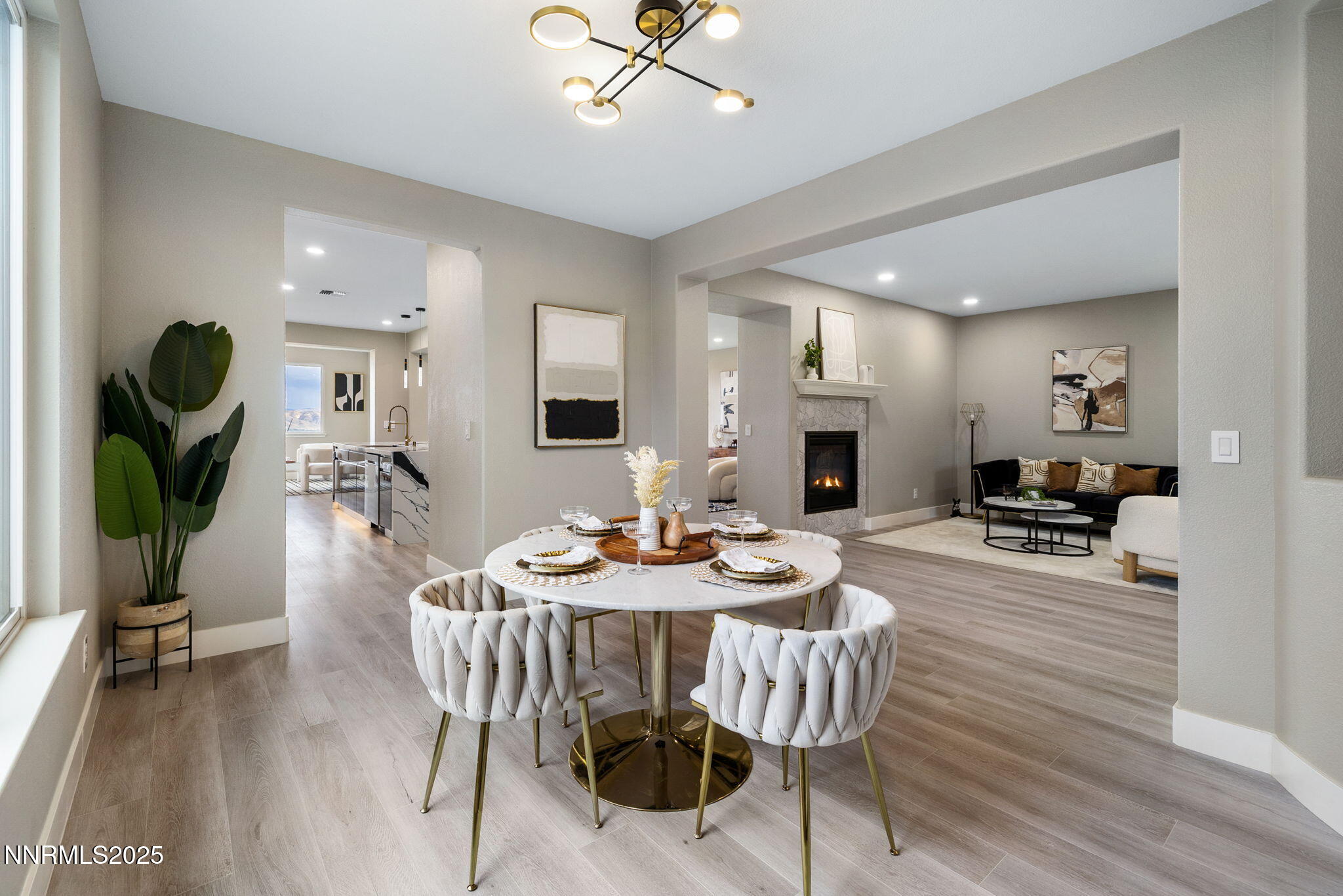 13-web-or-mls-1120 University Park-7