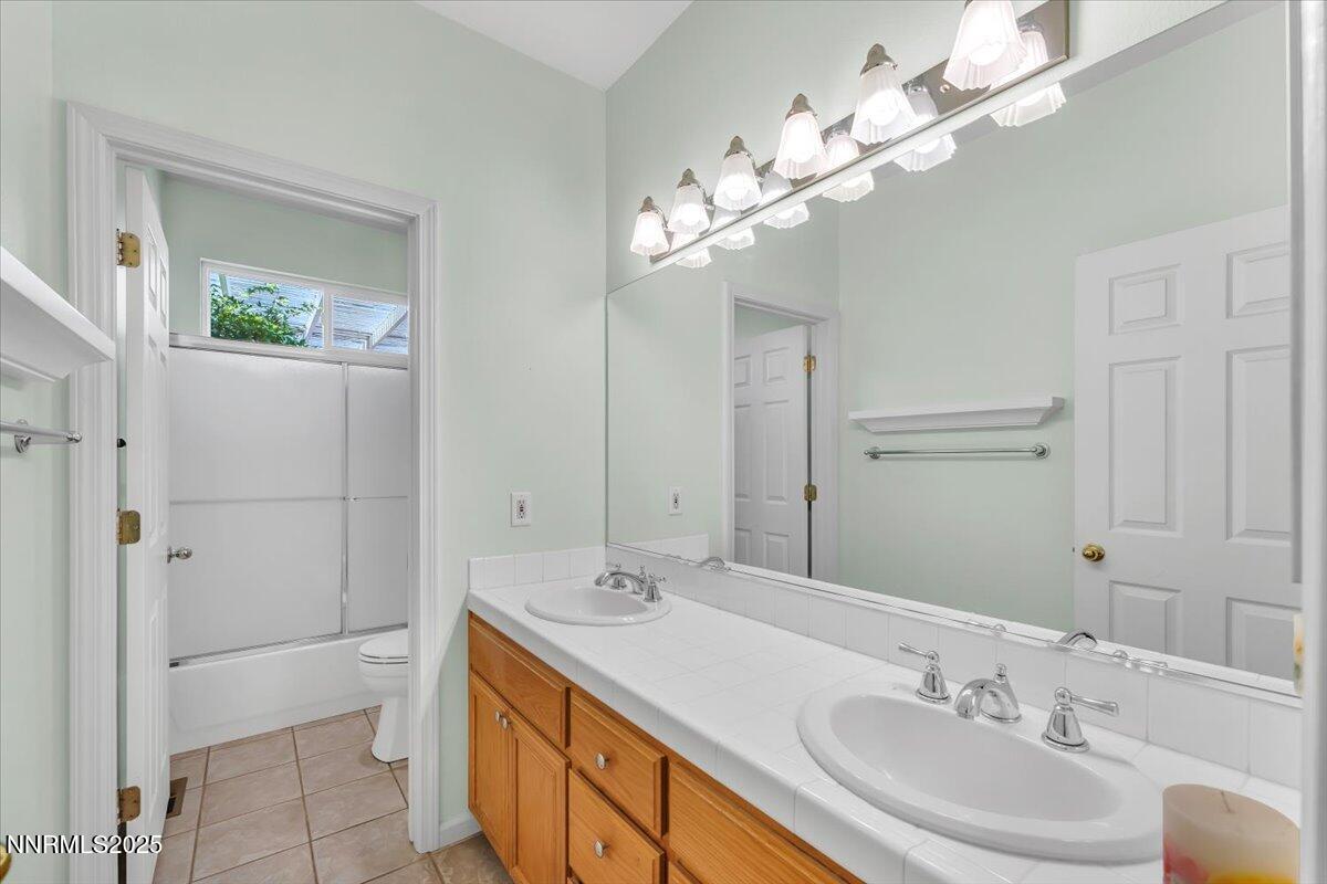 26-5977 Hidden Highlands Dr Reno NV 8950