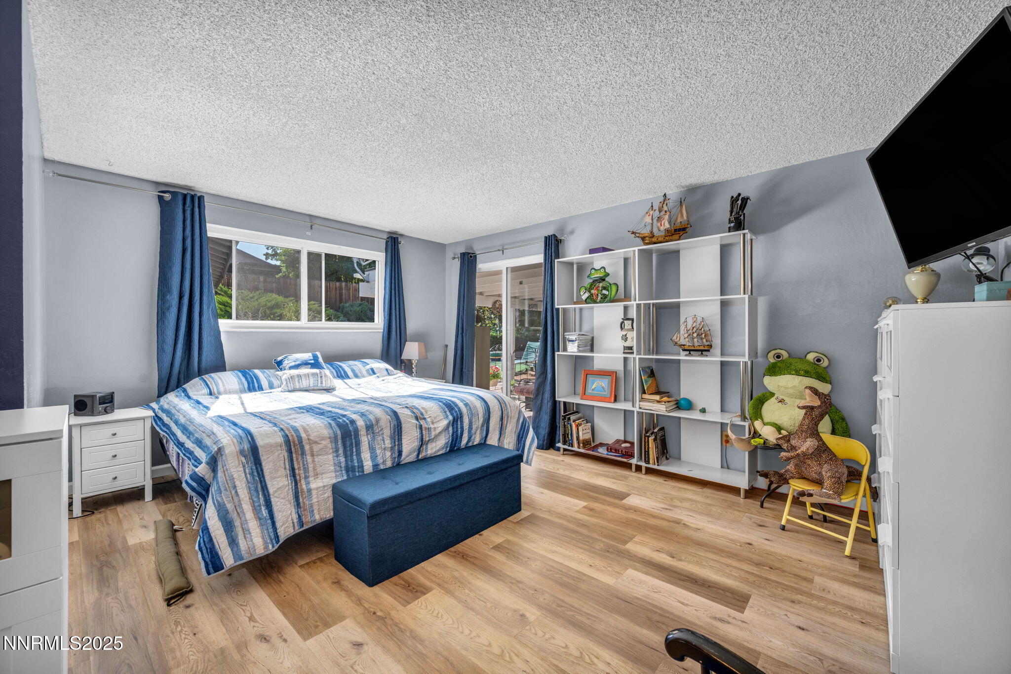 51-web-or-mls-3690-sleepy-hollow-dr