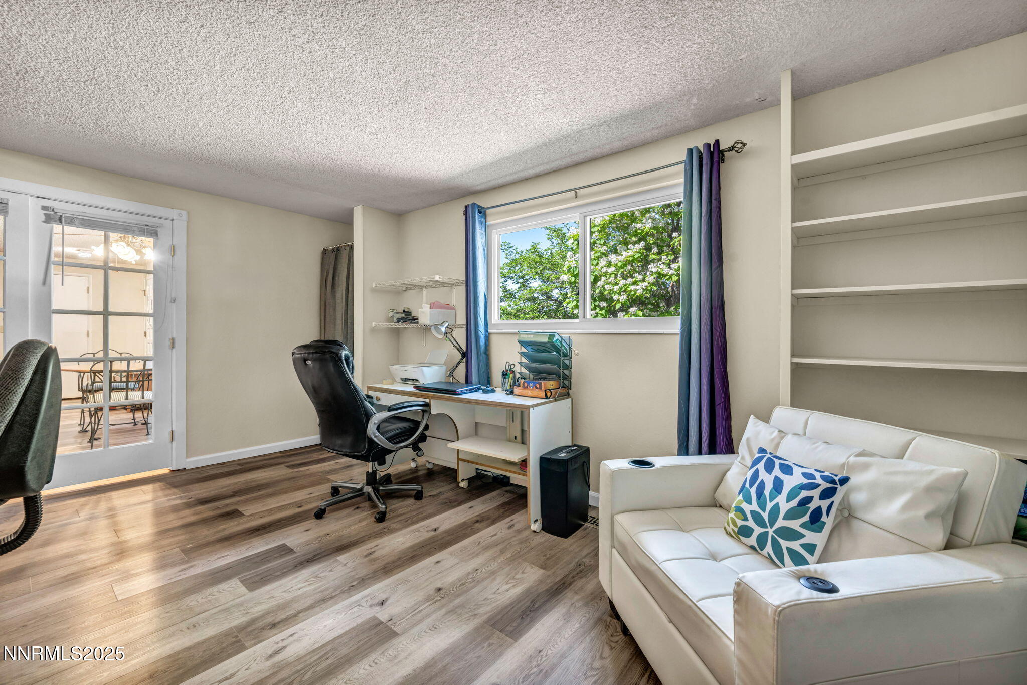 45-web-or-mls-3690-sleepy-hollow-dr