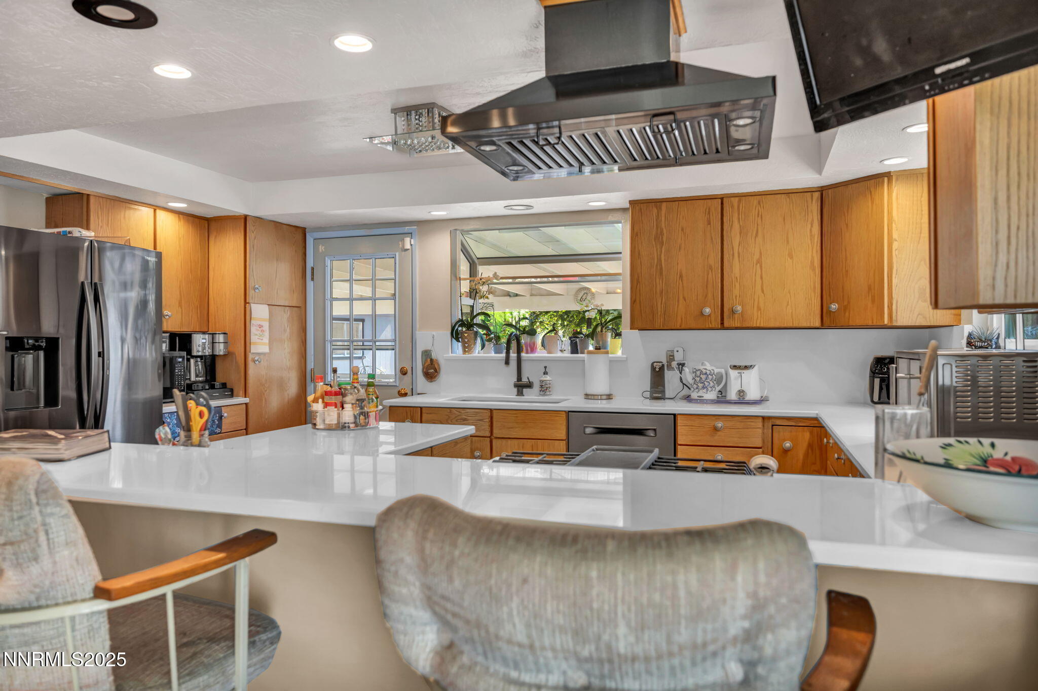 32-web-or-mls-3690-sleepy-hollow-dr