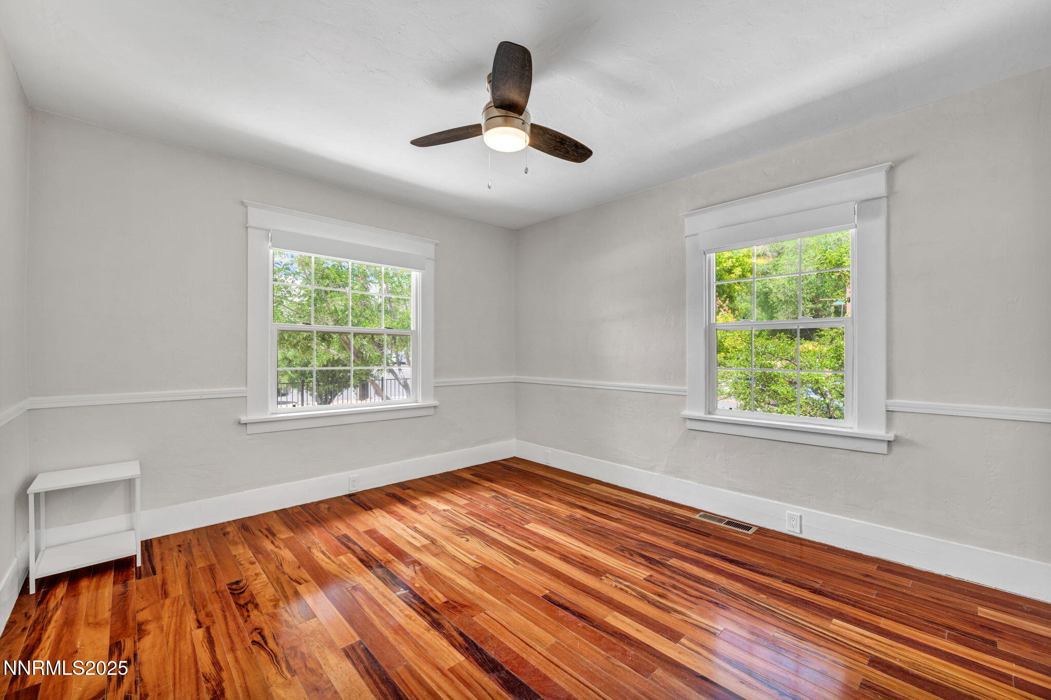 54-web-or-mls-960-ralston-st