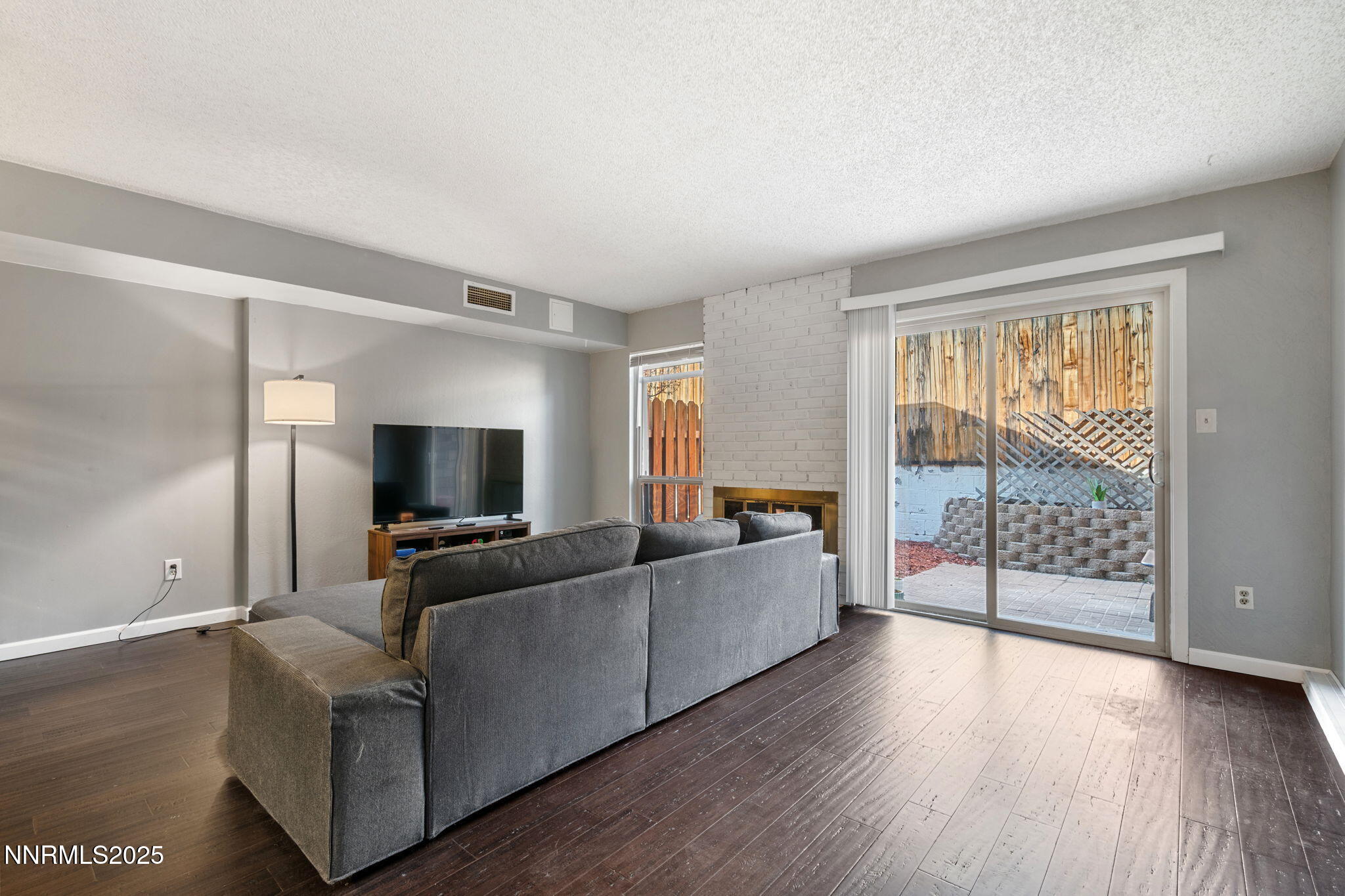 6-web-or-mls-DSC07102