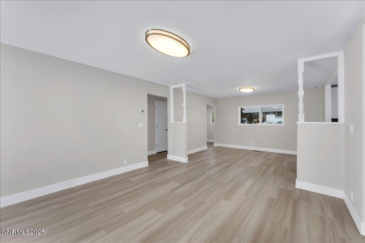 13-7702 S Southmoor Cir Reno NV 89502 (1