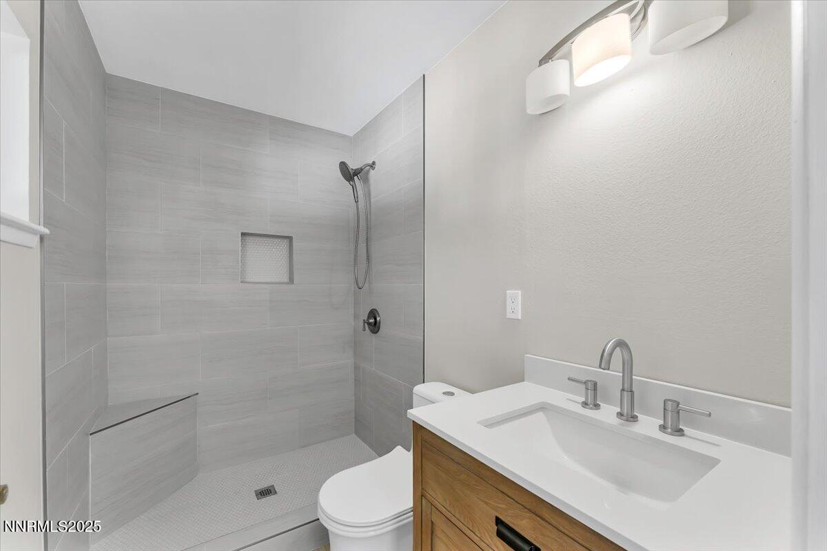 25-7702 S Southmoor Cir Reno NV 89502 (2