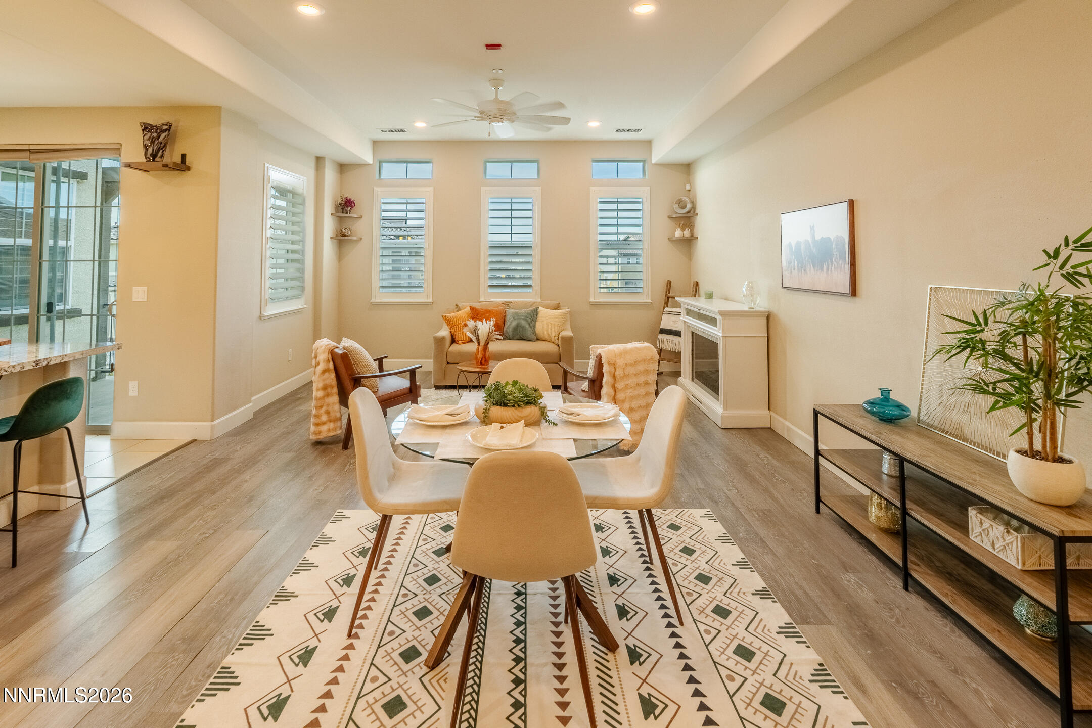 1960 Dark Horse Road UNIT A