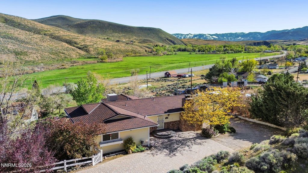 Photo of 20500 Cooke Drive, Reno, NV 89521 (MLS # 260004858)