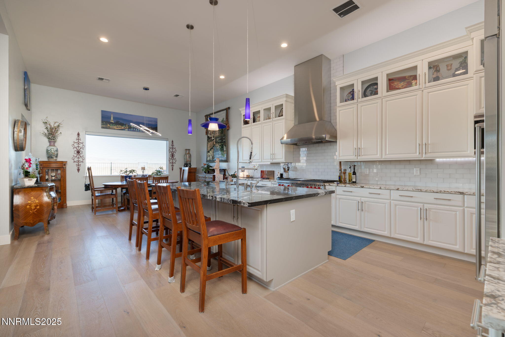 44-web-or-mls-2995 Copper Stone-44