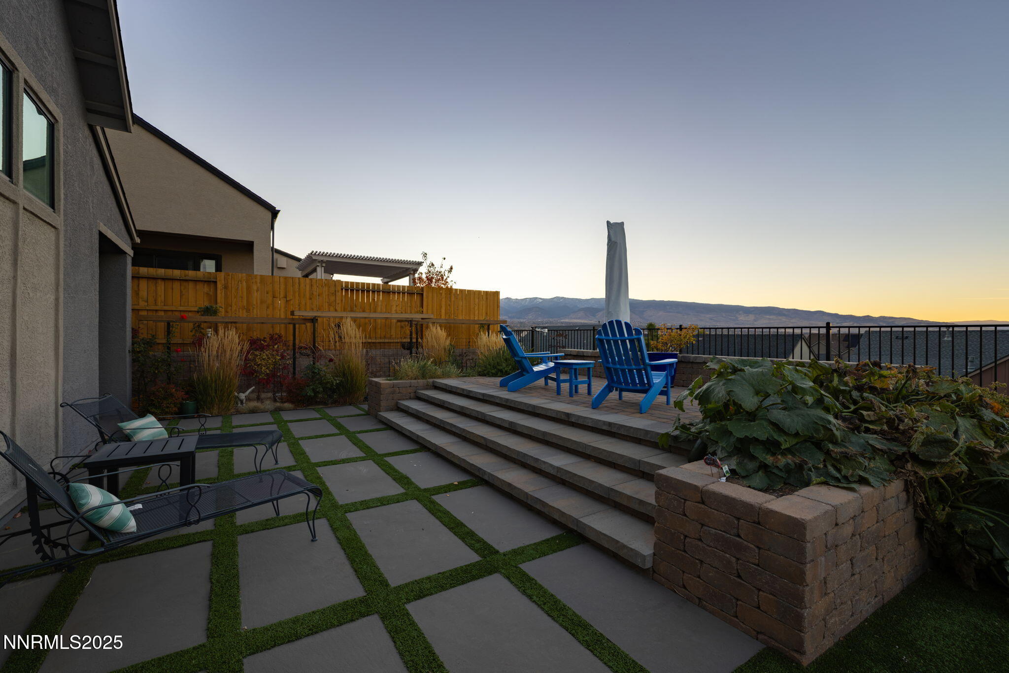 7-web-or-mls-2995 Copper Stone-7