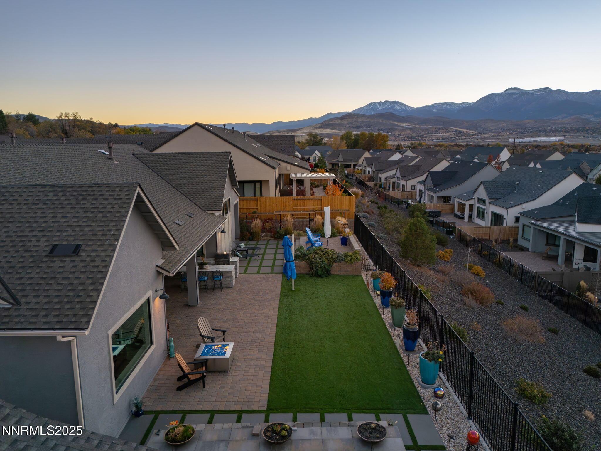 19-web-or-mls-2995 Copper Stone-22