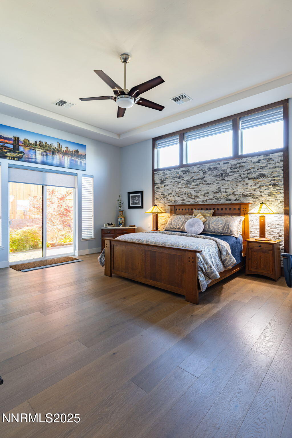 63-web-or-mls-2995 Copper Stone-63