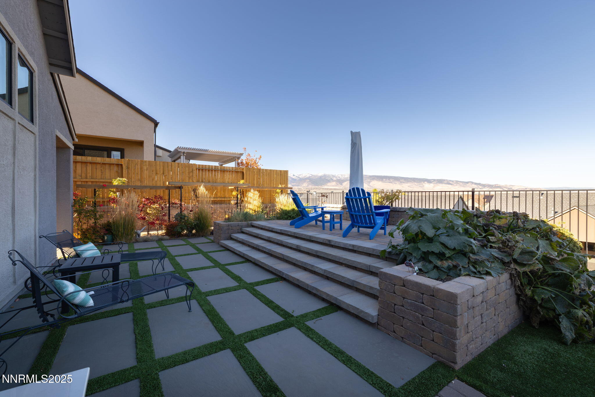 74-web-or-mls-2995 Copper Stone-75