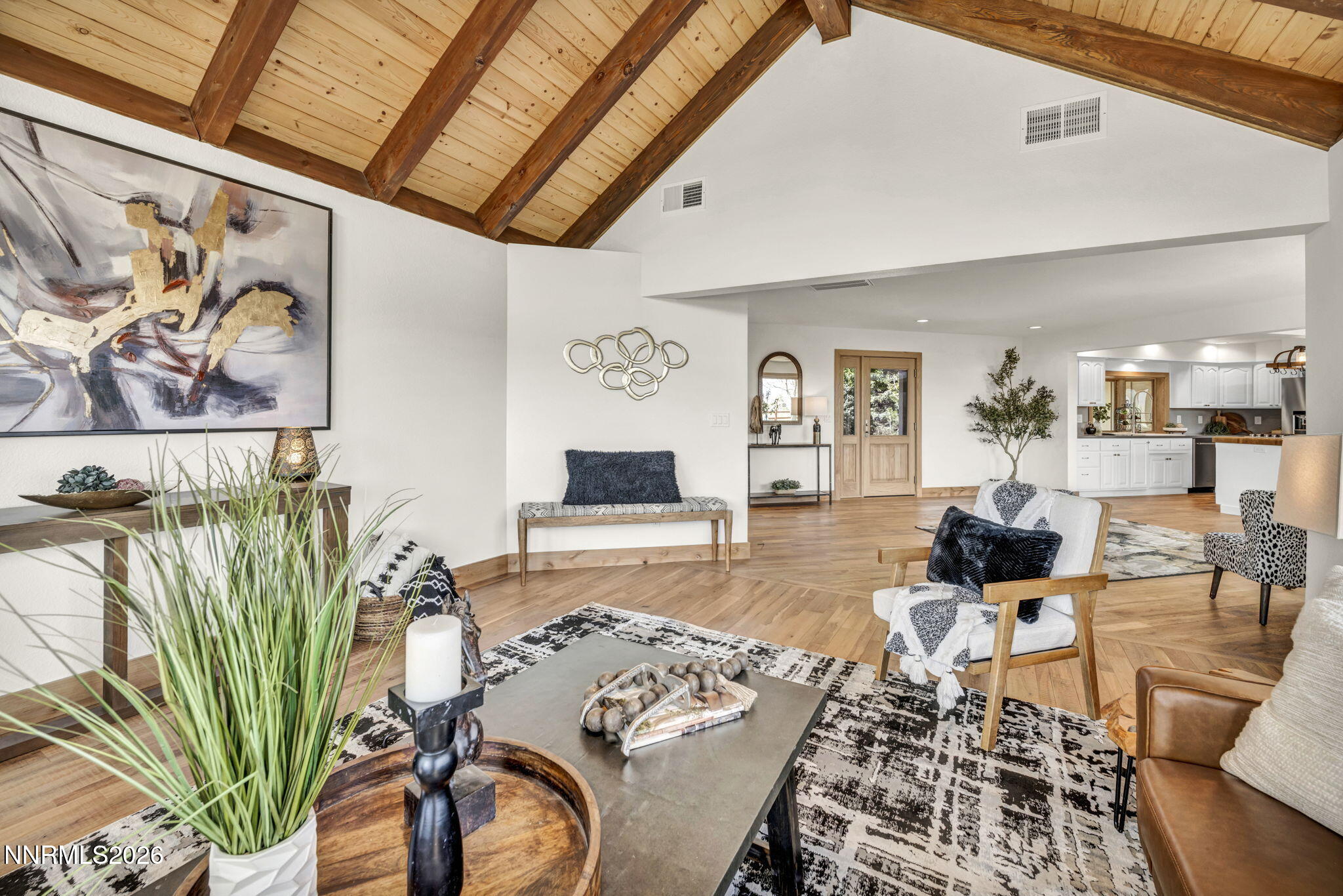 77-web-or-mls-1097-meadowlark-cir