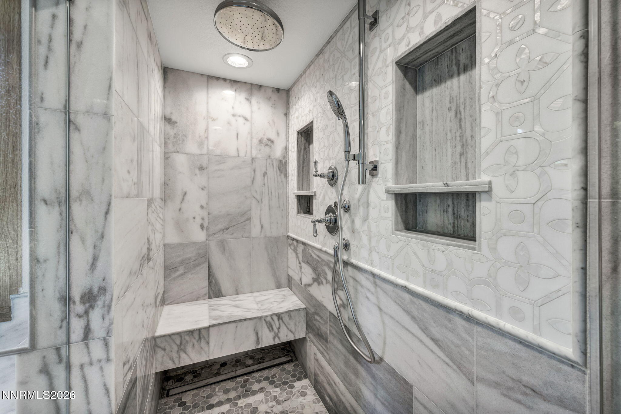 157-web-or-mls-1097-meadowlark-cir