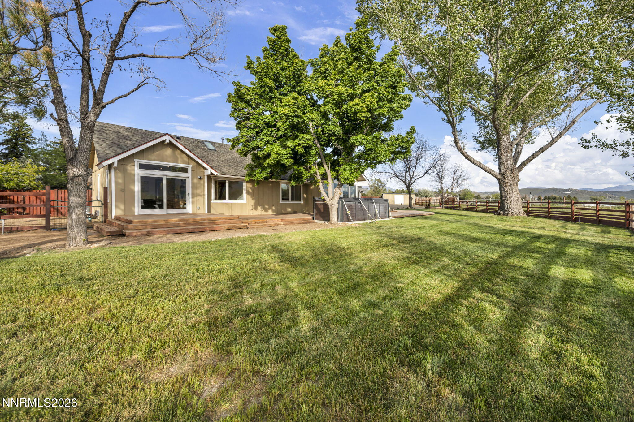 30-web-or-mls-1097-meadowlark-cir
