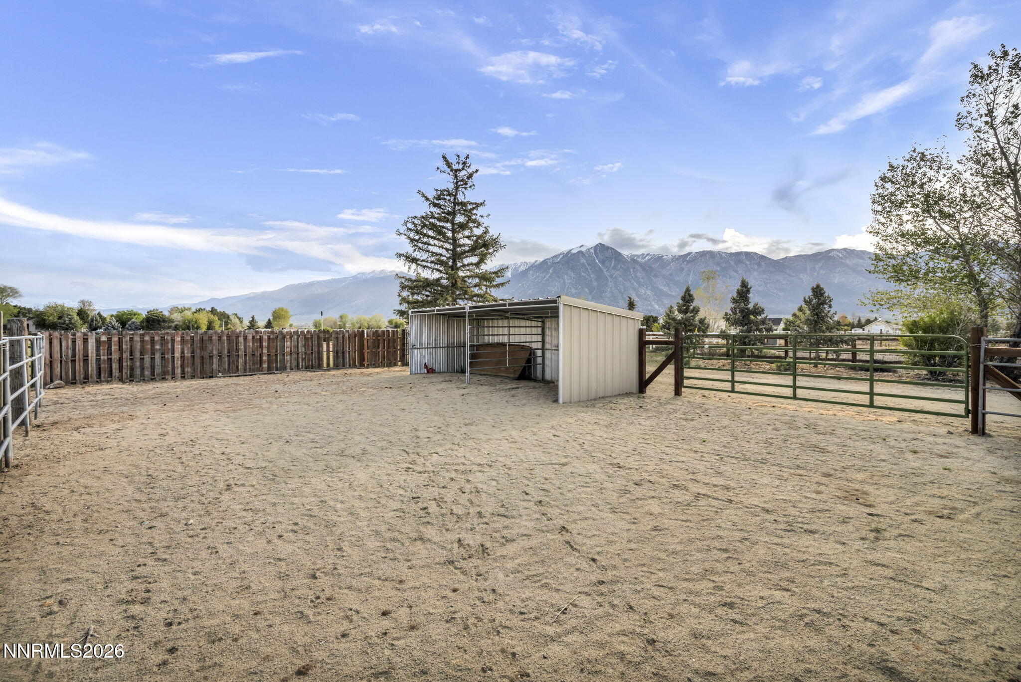 40-web-or-mls-1097-meadowlark-cir